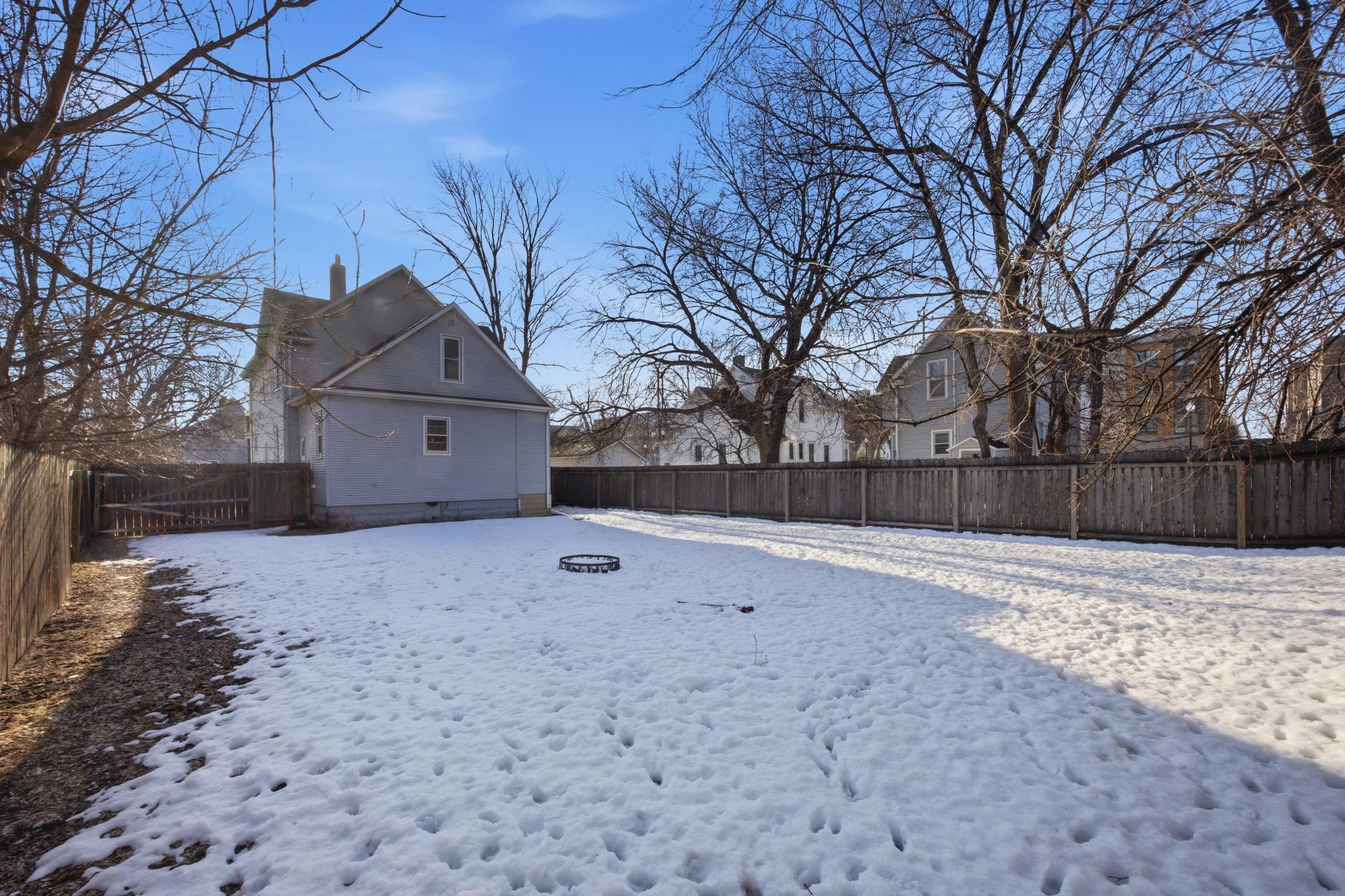 412 12th Street N, Fargo ND 58102 - Photo 4 of 20