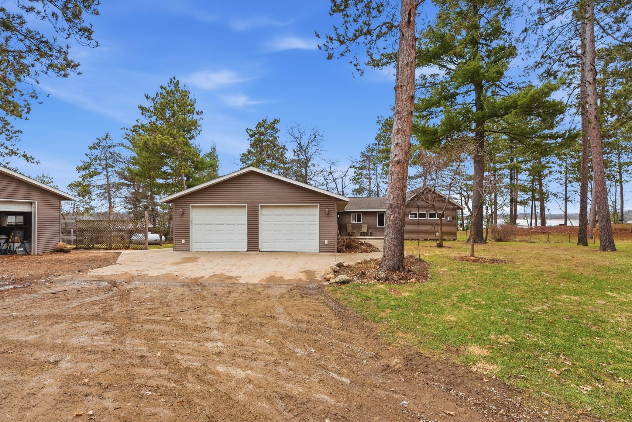 2003 single family home for sale at 15740 River Lake Drive in Menahga, MN — 3 bed, 2 bath (photo 4 of 51)
