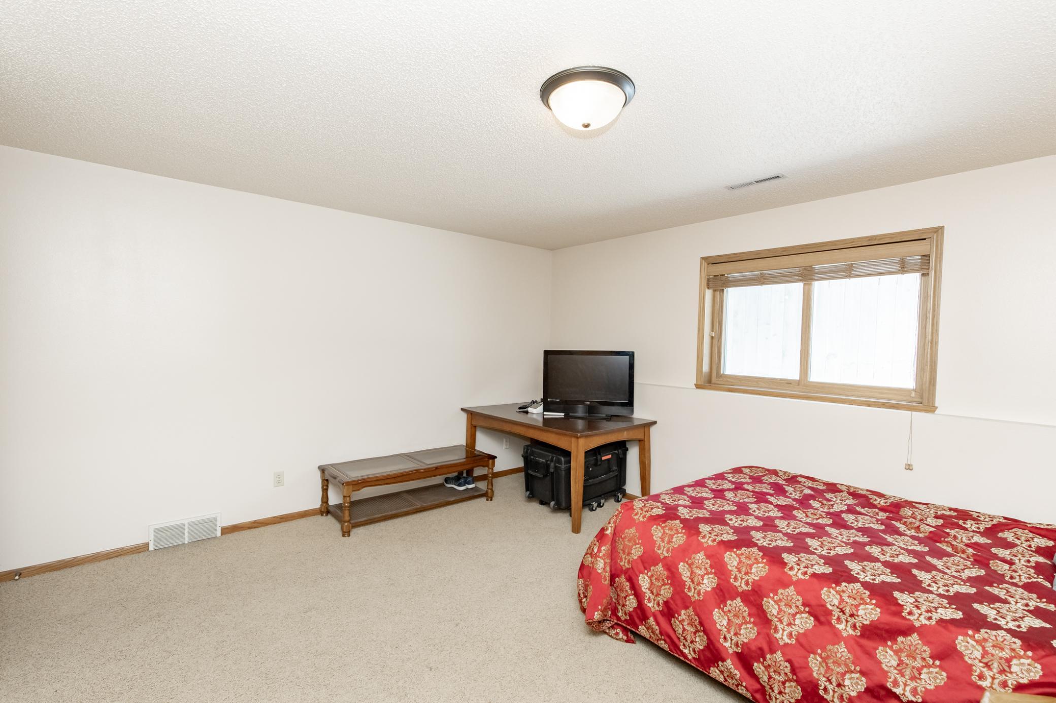 2408 34th Avenue S, Fargo ND 58104 - Photo 41 of 62