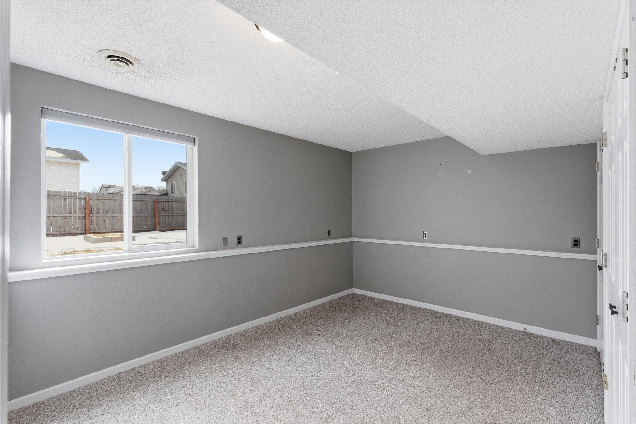 2003 single family home for sale at 2822 Addison Avenue in Brainerd, MN — 4 bed, 2 bath (photo 15 of 22)