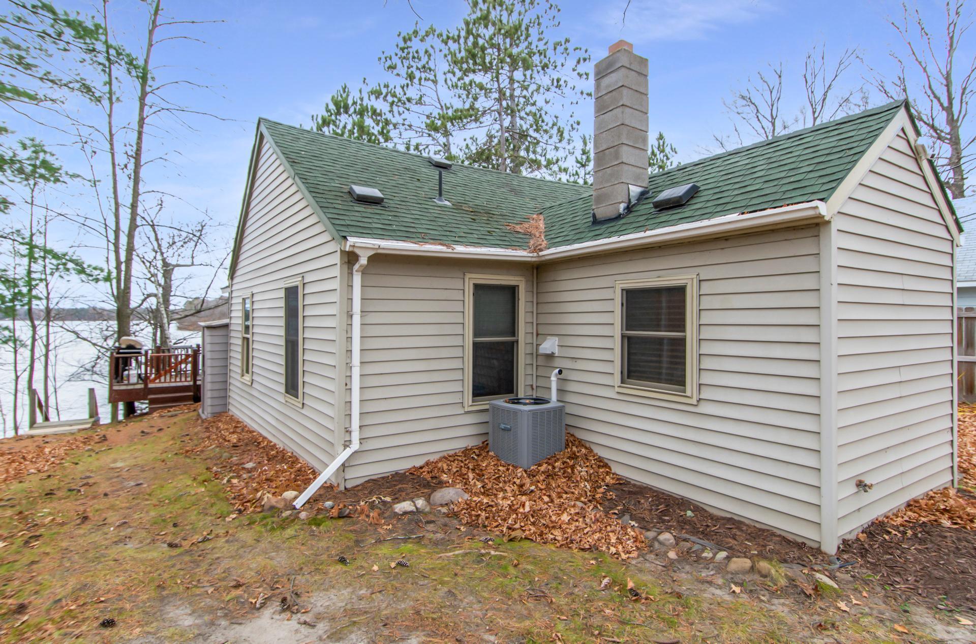1960 single family home for sale at 48525 194th Place in McGregor, MN — 2 bed, 1 bath (photo 6 of 21)