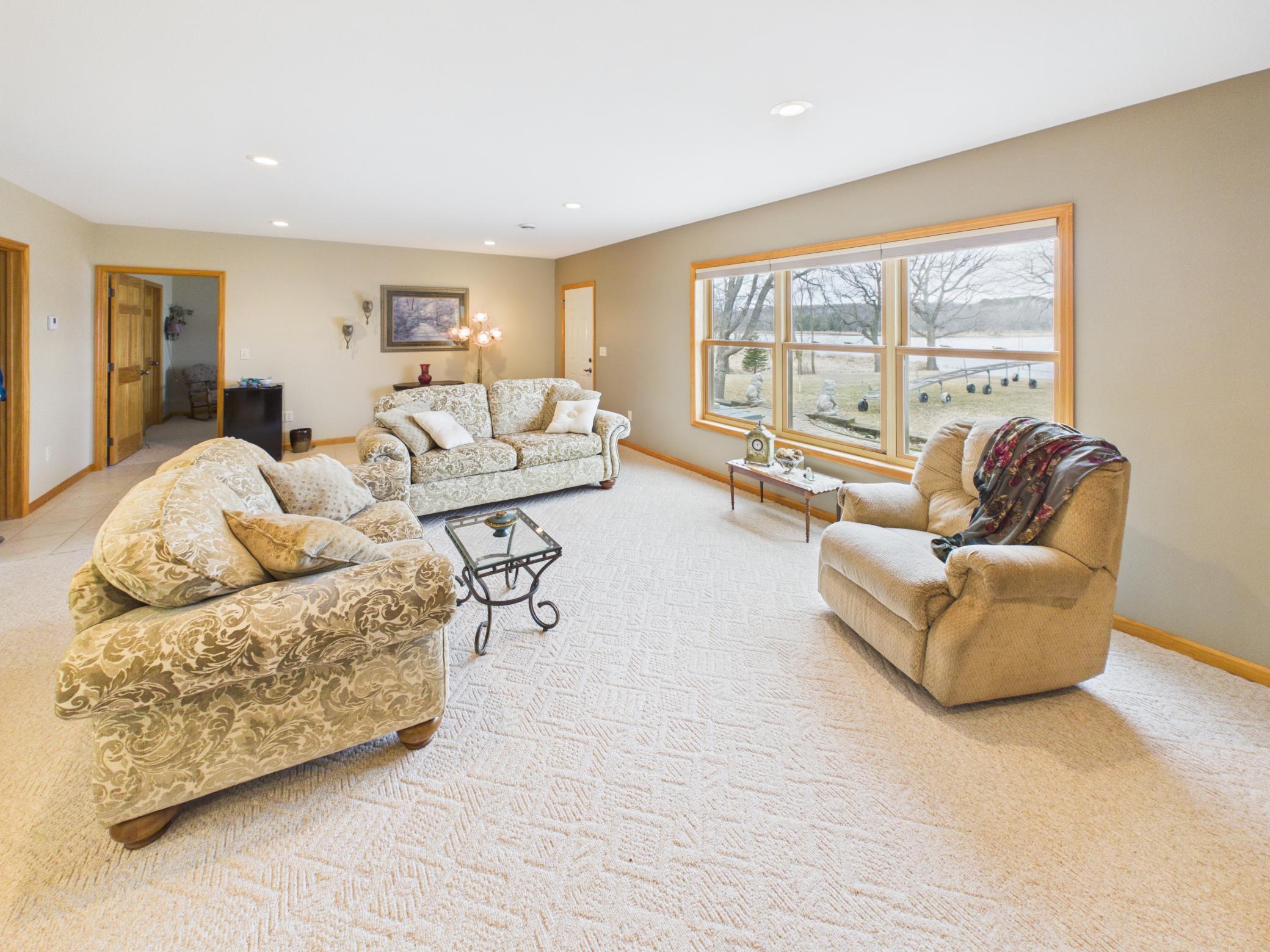 2006 single family home for sale at 18559 Empire Trail in Burtrum, MN — 5 bed, 5 bath (photo 37 of 72)