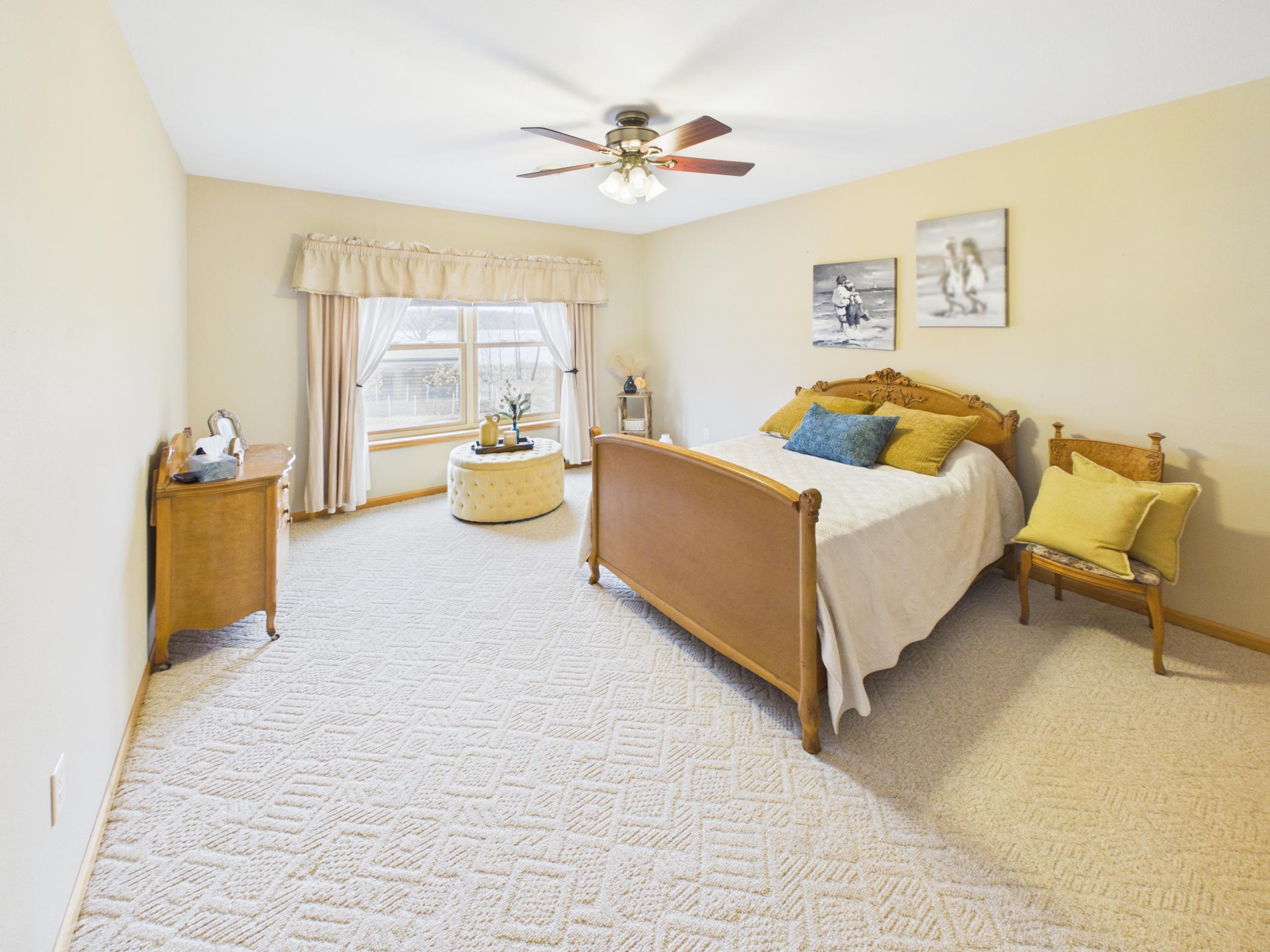 2006 single family home for sale at 18559 Empire Trail in Burtrum, MN — 5 bed, 5 bath (photo 45 of 72)