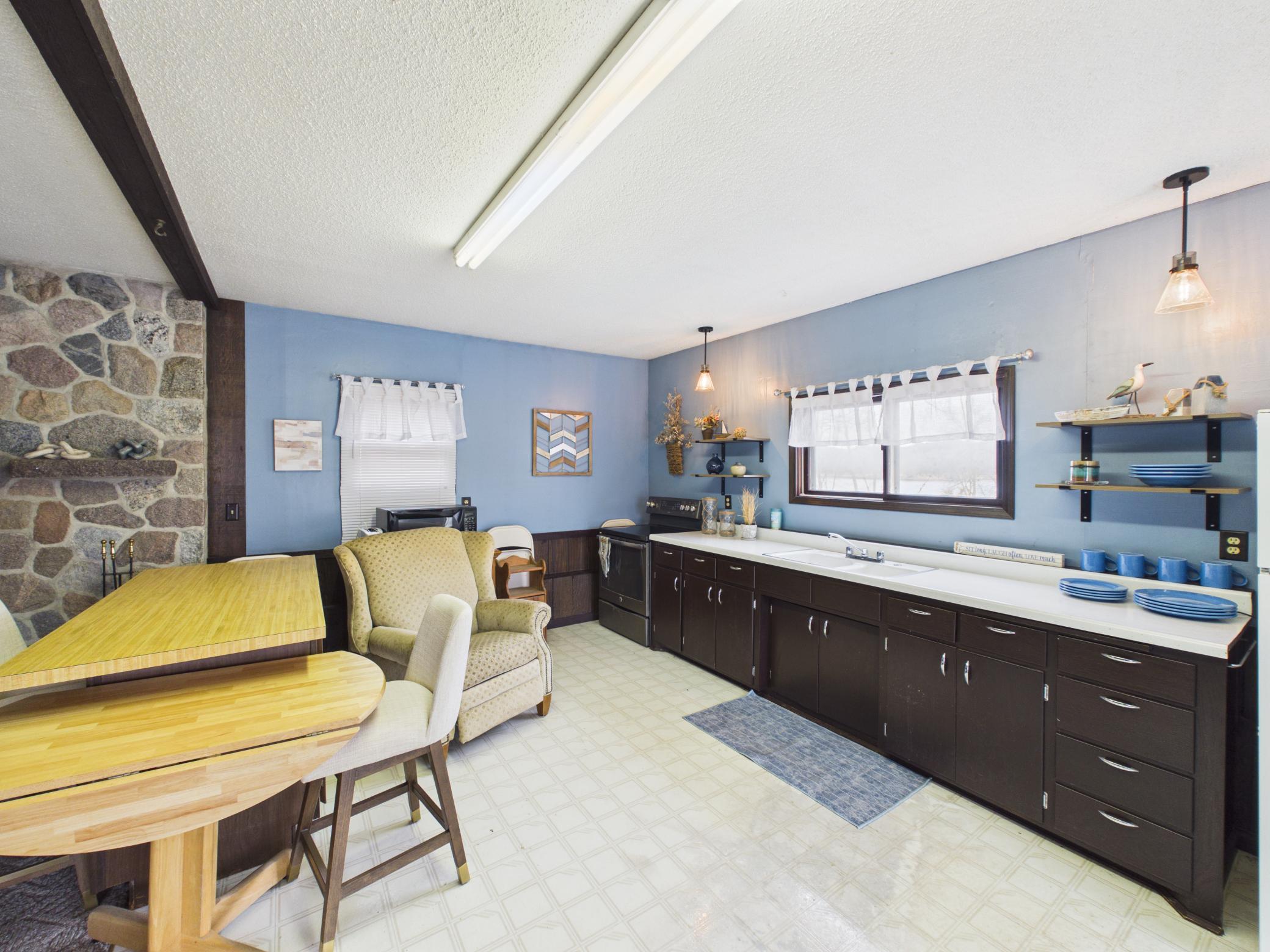 2006 single family home for sale at 18559 Empire Trail in Burtrum, MN — 5 bed, 5 bath (photo 58 of 72)