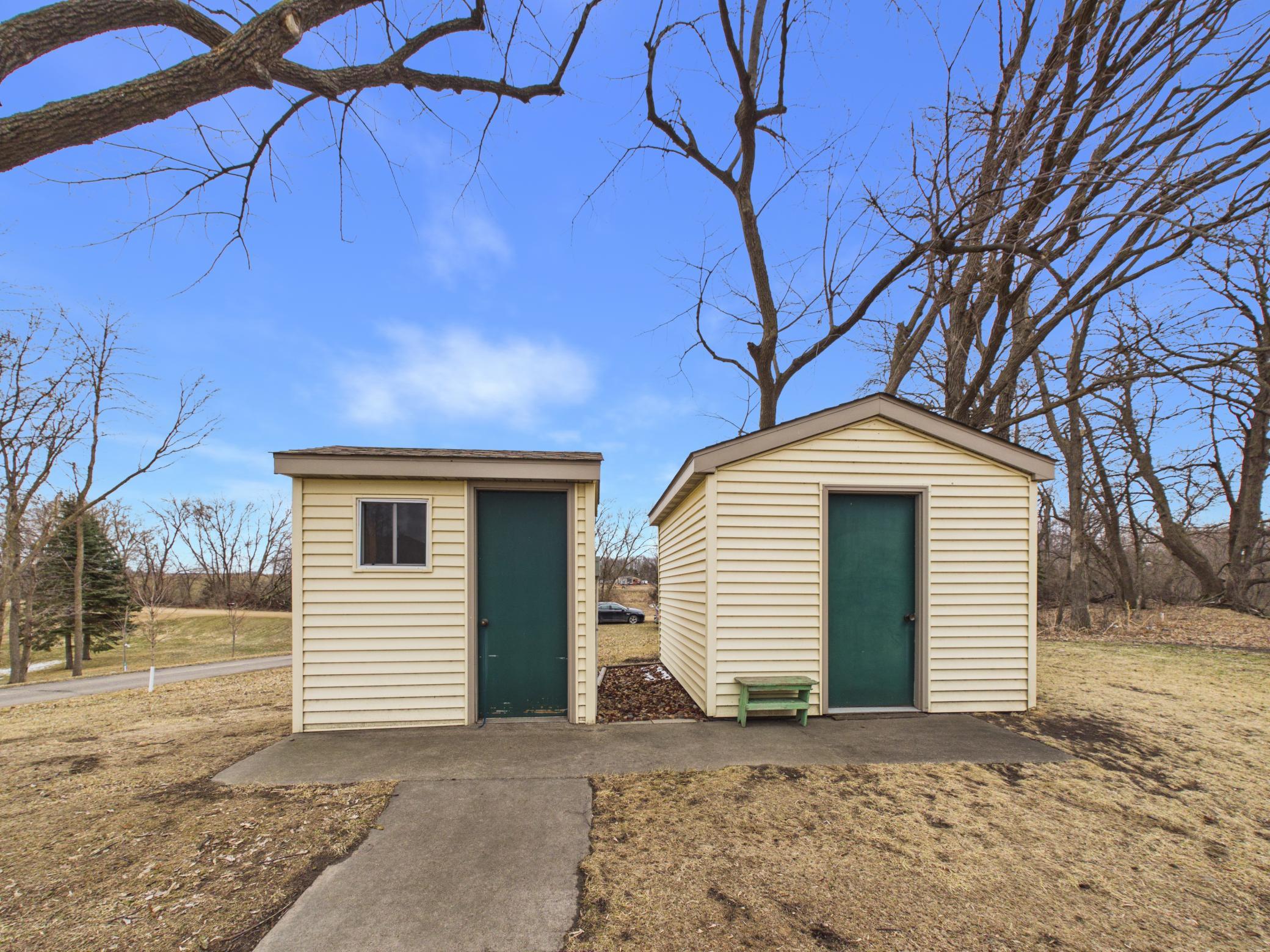 2006 single family home for sale at 18559 Empire Trail in Burtrum, MN — 5 bed, 5 bath (photo 67 of 72)