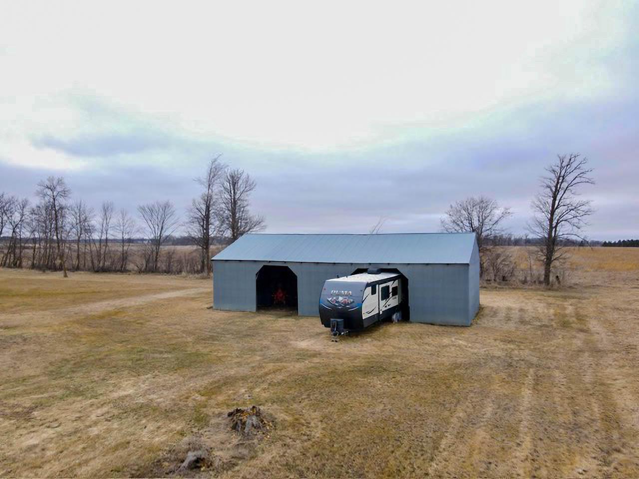 1925 single family home for sale at 34473 County Highway 143 in Bluffton, MN — 3 bed, 2 bath (photo 7 of 55)
