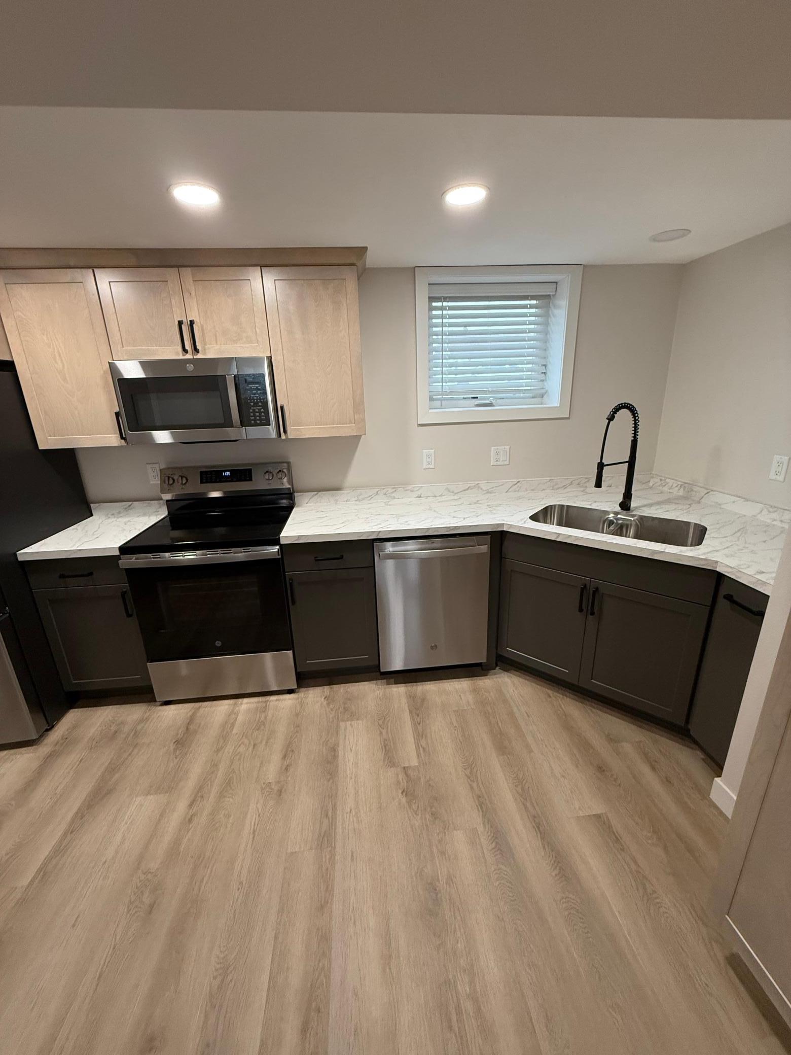 1980 home for sale at 504 Main Street S in Karlstad, MN — 4 bed, 3 bath (photo 33 of 45)