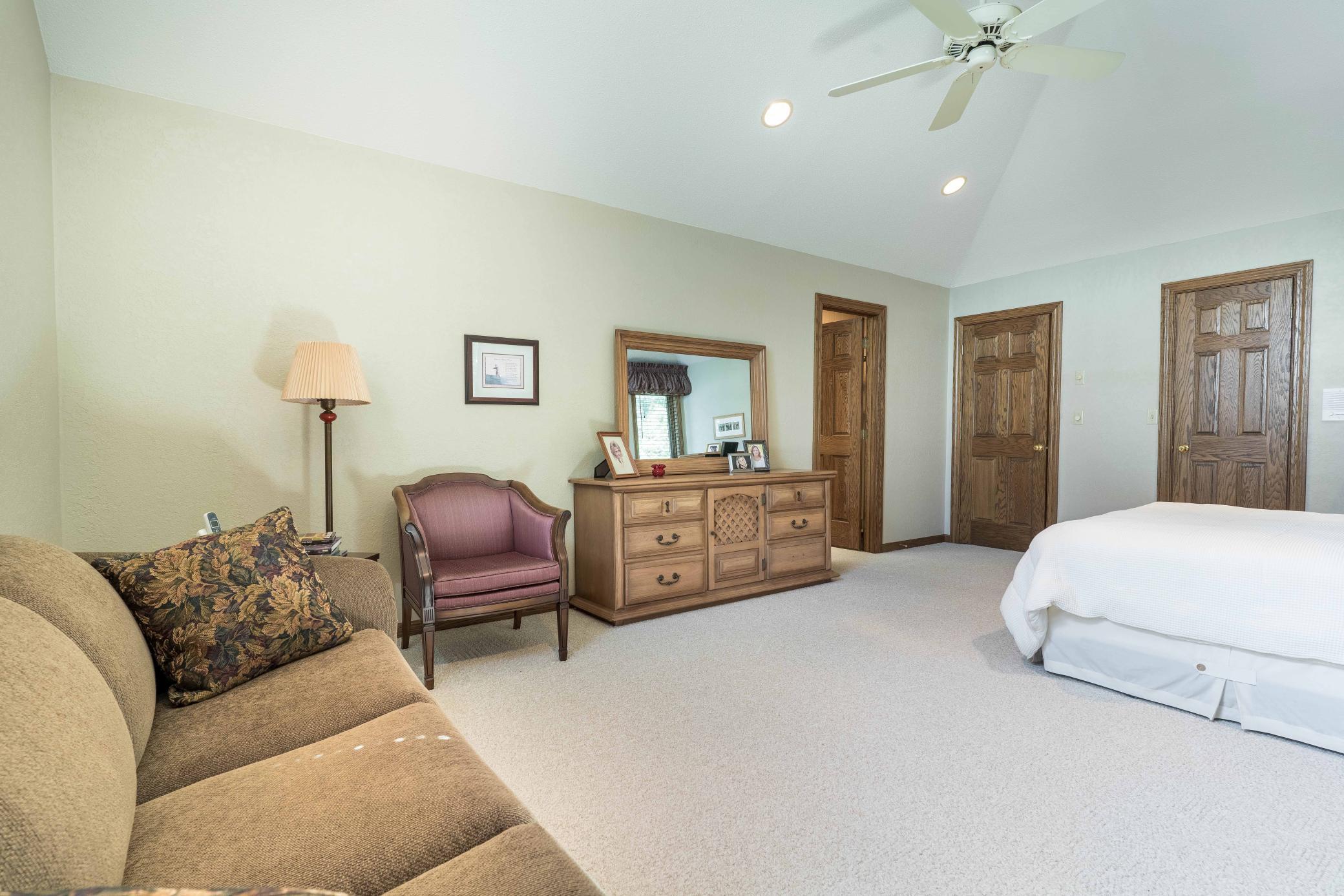 1992 single family home for sale at 2807 Government Point Road NE in Alexandria, MN — 4 bed, 6 bath (photo 70 of 81)