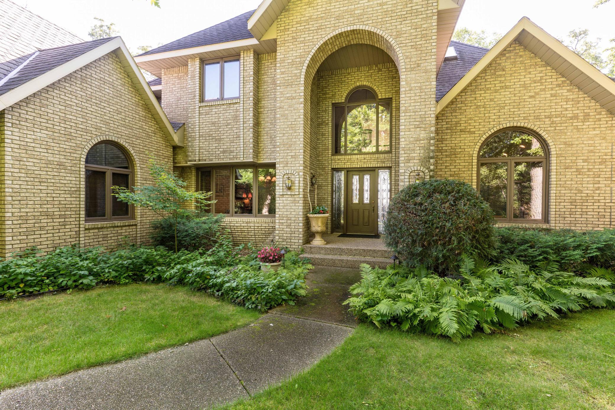 1992 single family home for sale at 2807 Government Point Road NE in Alexandria, MN — 4 bed, 6 bath (photo 13 of 81)