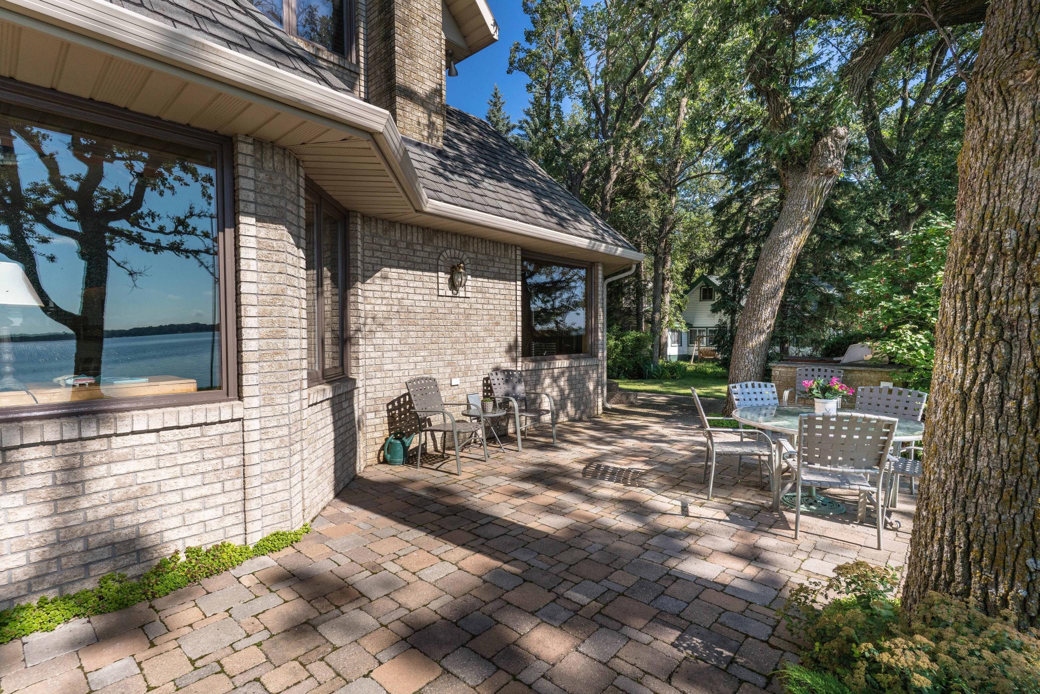 1992 single family home for sale at 2807 Government Point Road NE in Alexandria, MN — 4 bed, 6 bath (photo 24 of 81)