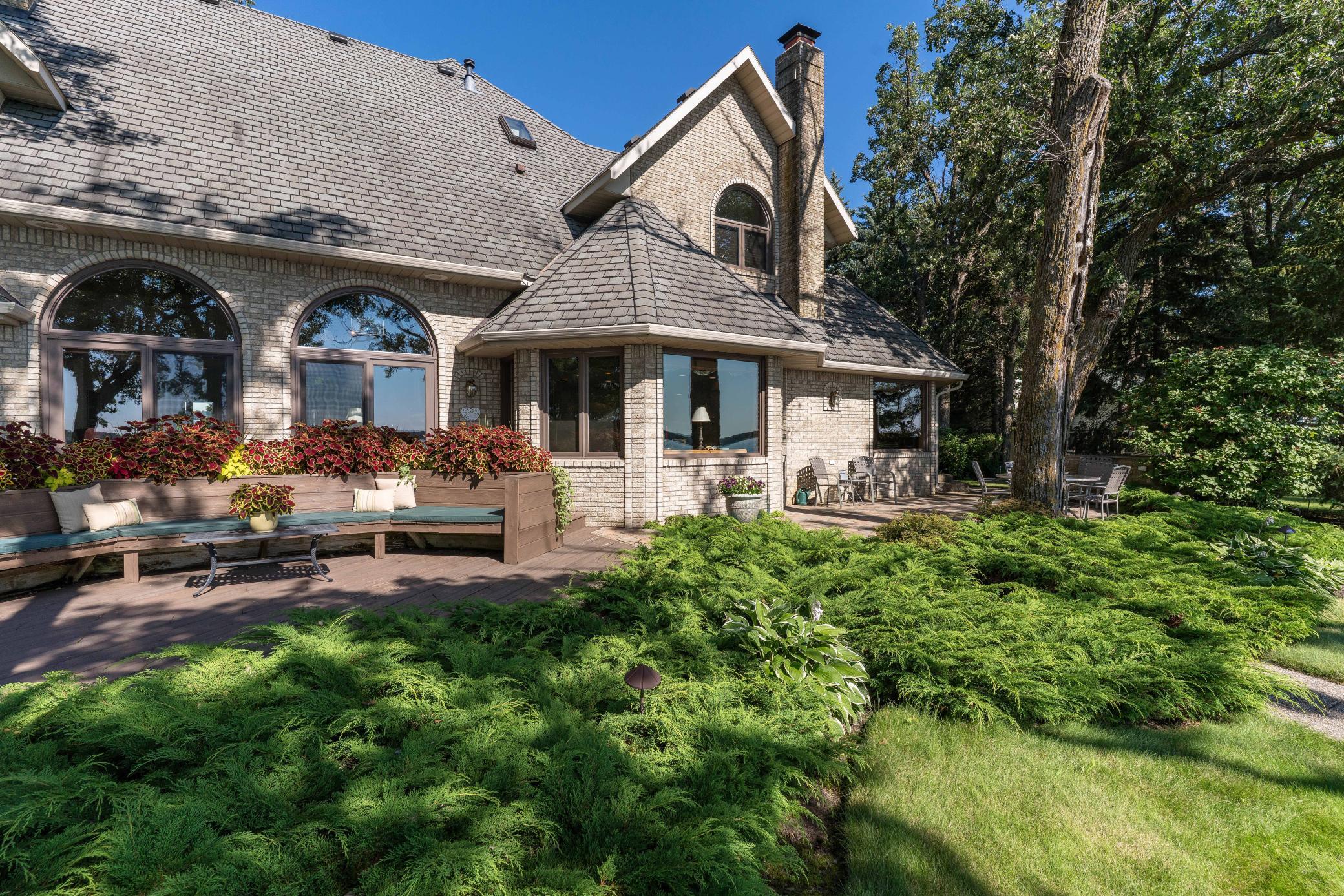1992 single family home for sale at 2807 Government Point Road NE in Alexandria, MN — 4 bed, 6 bath (photo 32 of 81)