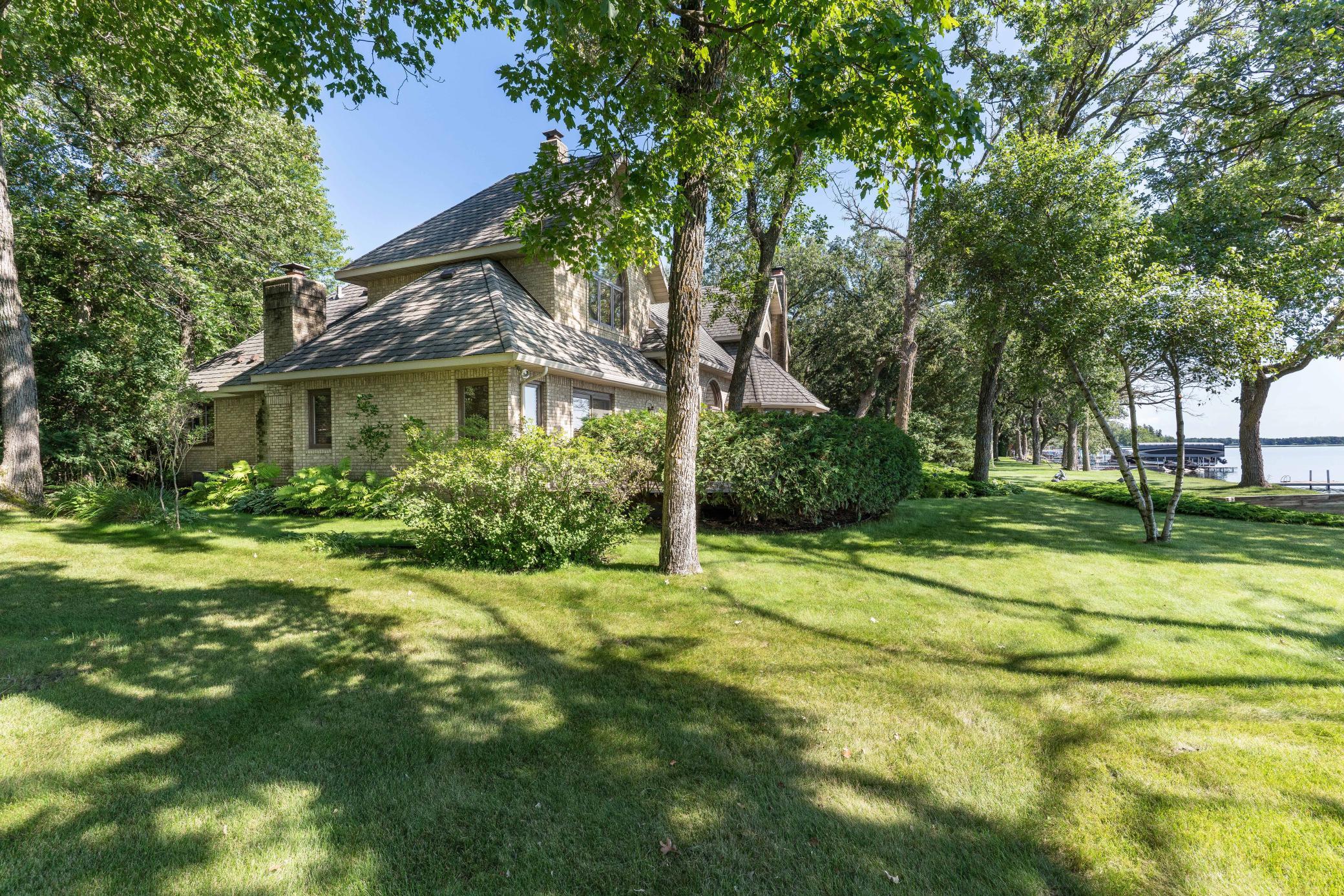 1992 single family home for sale at 2807 Government Point Road NE in Alexandria, MN — 4 bed, 6 bath (photo 42 of 81)