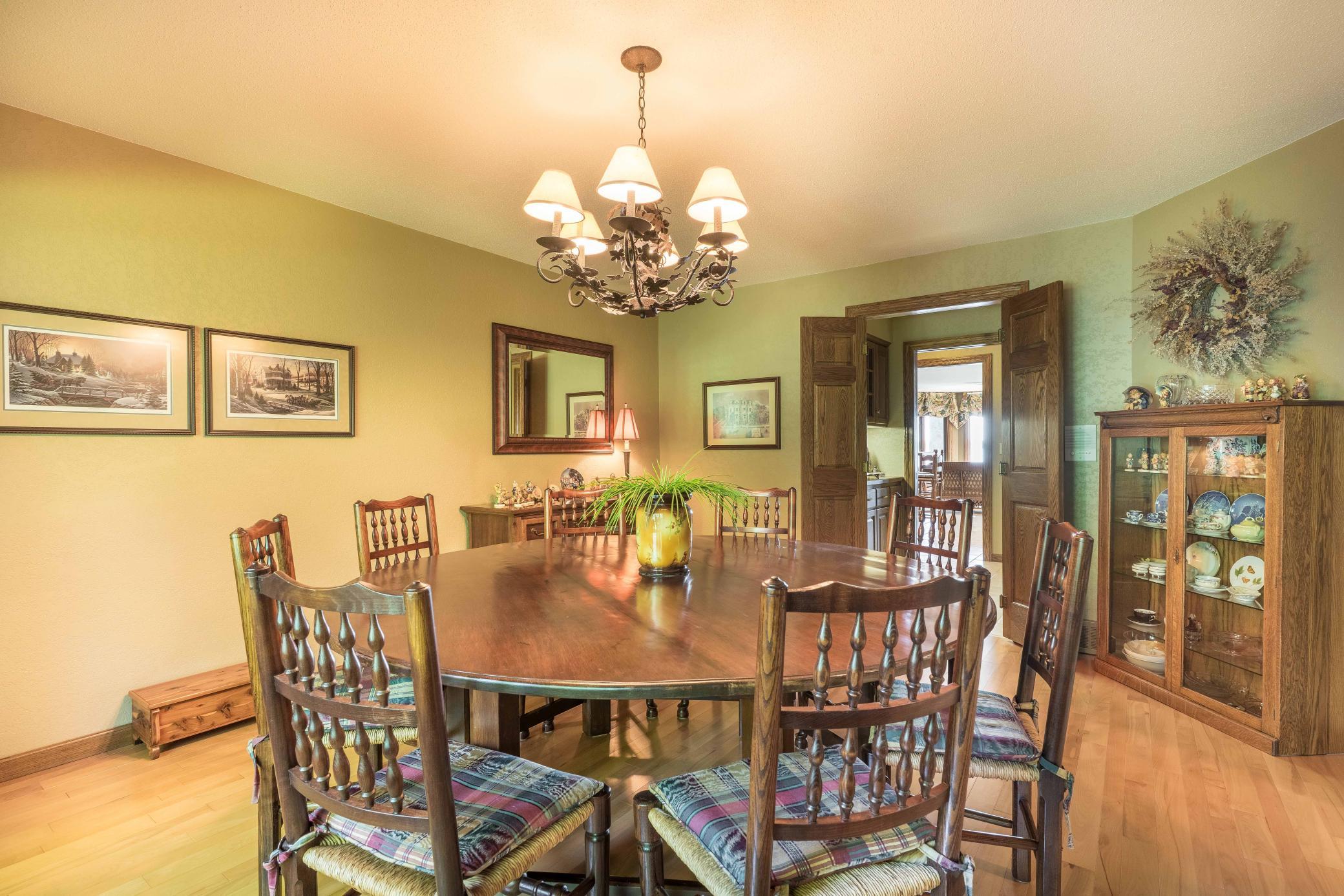 1992 single family home for sale at 2807 Government Point Road NE in Alexandria, MN — 4 bed, 6 bath (photo 56 of 81)