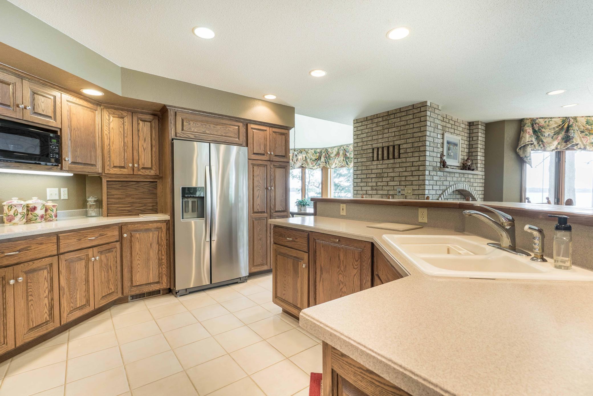 1992 single family home for sale at 2807 Government Point Road NE in Alexandria, MN — 4 bed, 6 bath (photo 26 of 63)