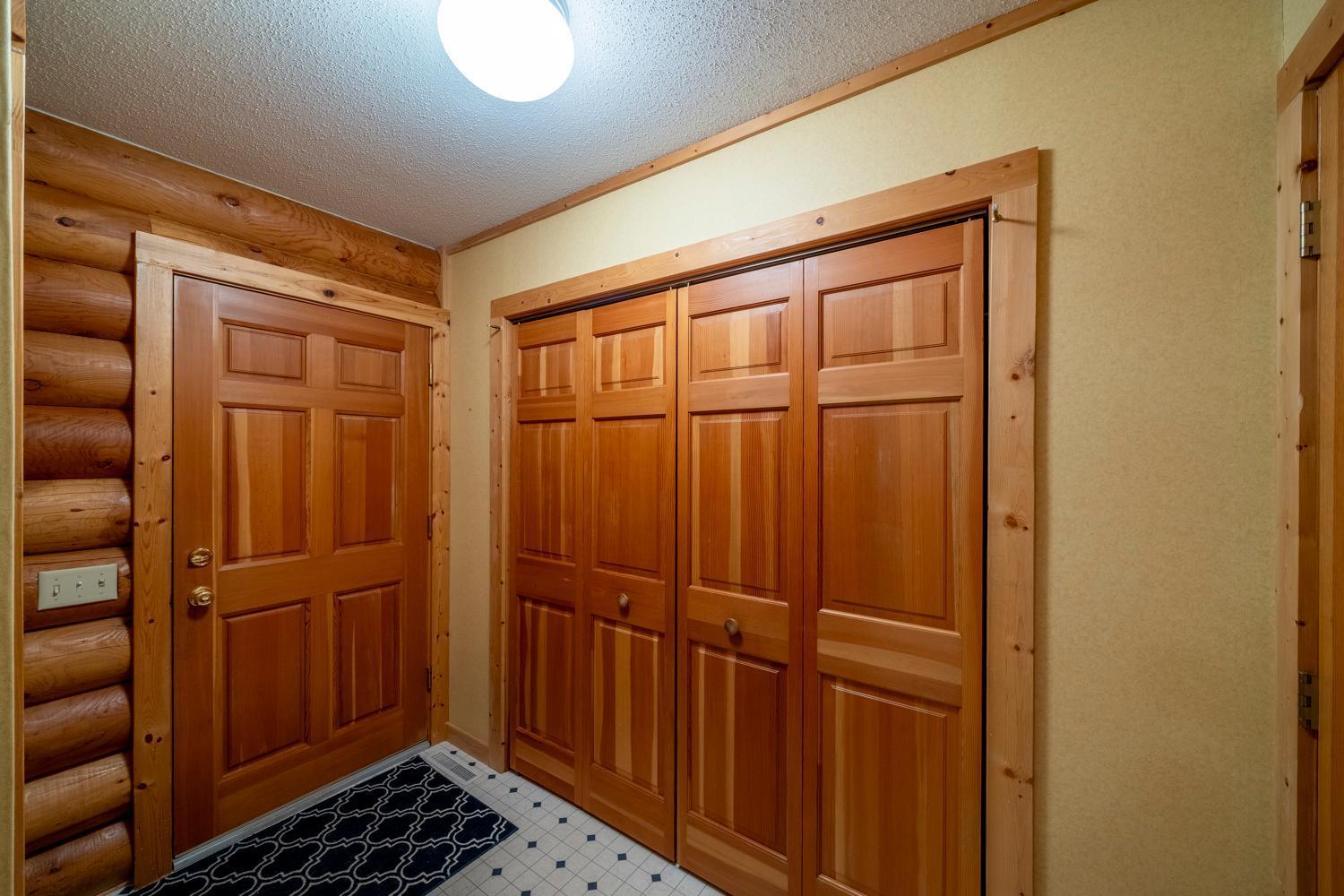 1996 single family home for sale at 40105 Hunters Road in Ponsford, MN — 3 bed, 2 bath (photo 10 of 64)