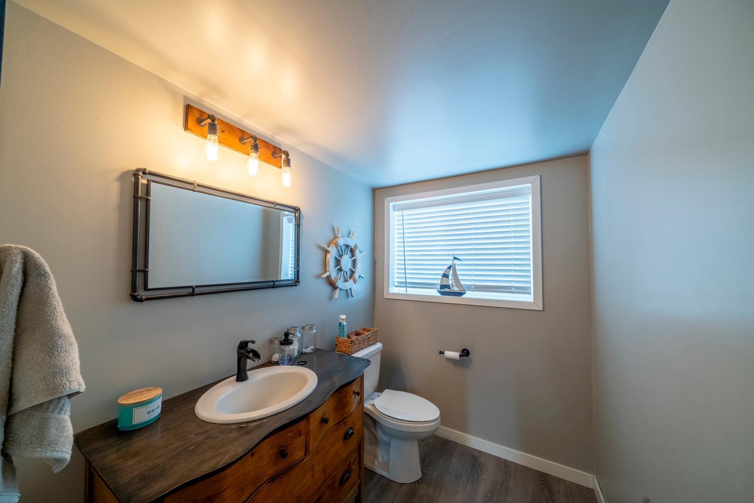 2019 single family home for sale at 44555 Crystal Hills Way in Pelican Rapids, MN — 3 bed, 2 bath (photo 38 of 79)