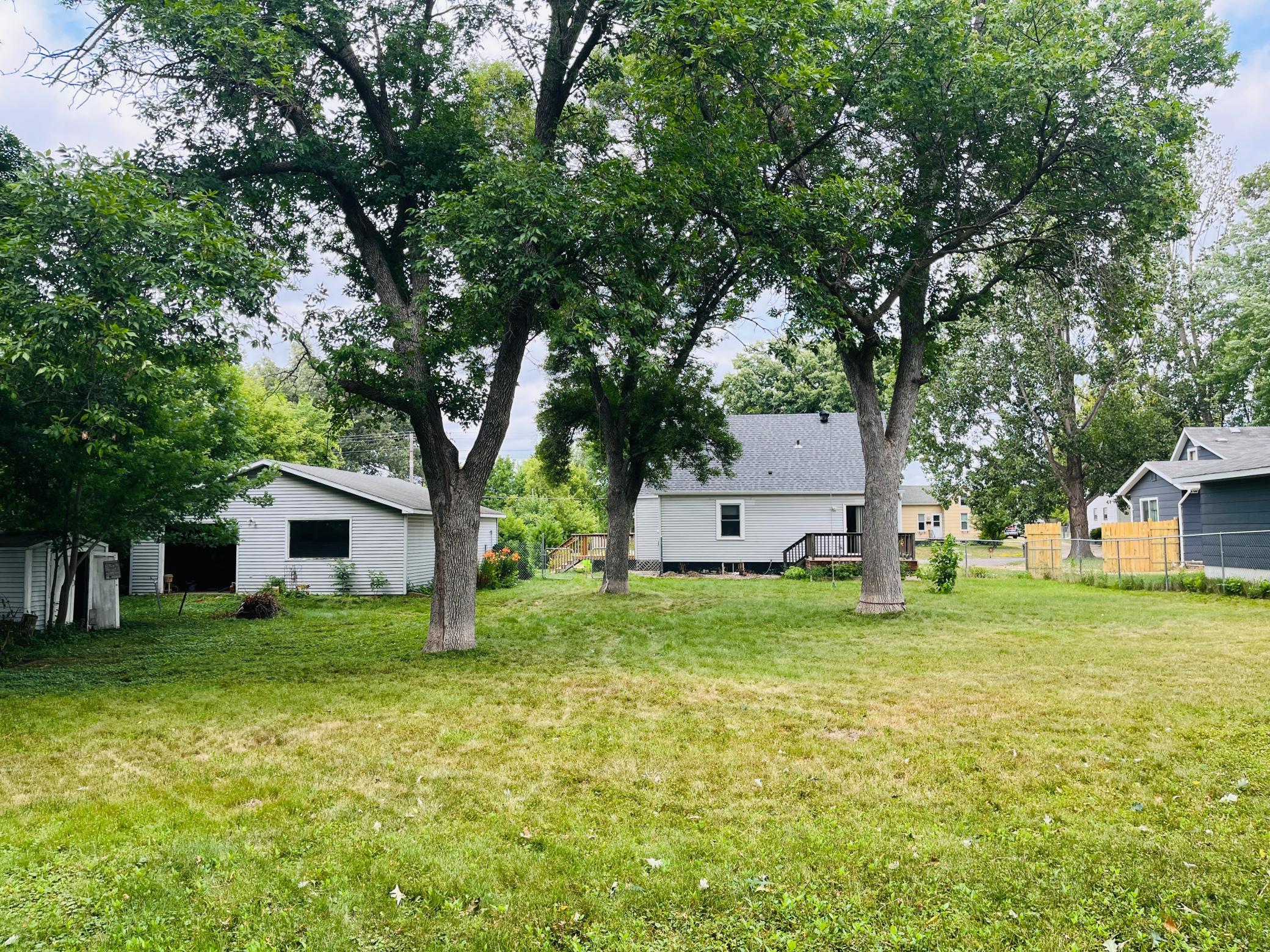 712 4th Avenue E, Alexandria MN 56308 - Photo 2 of 10