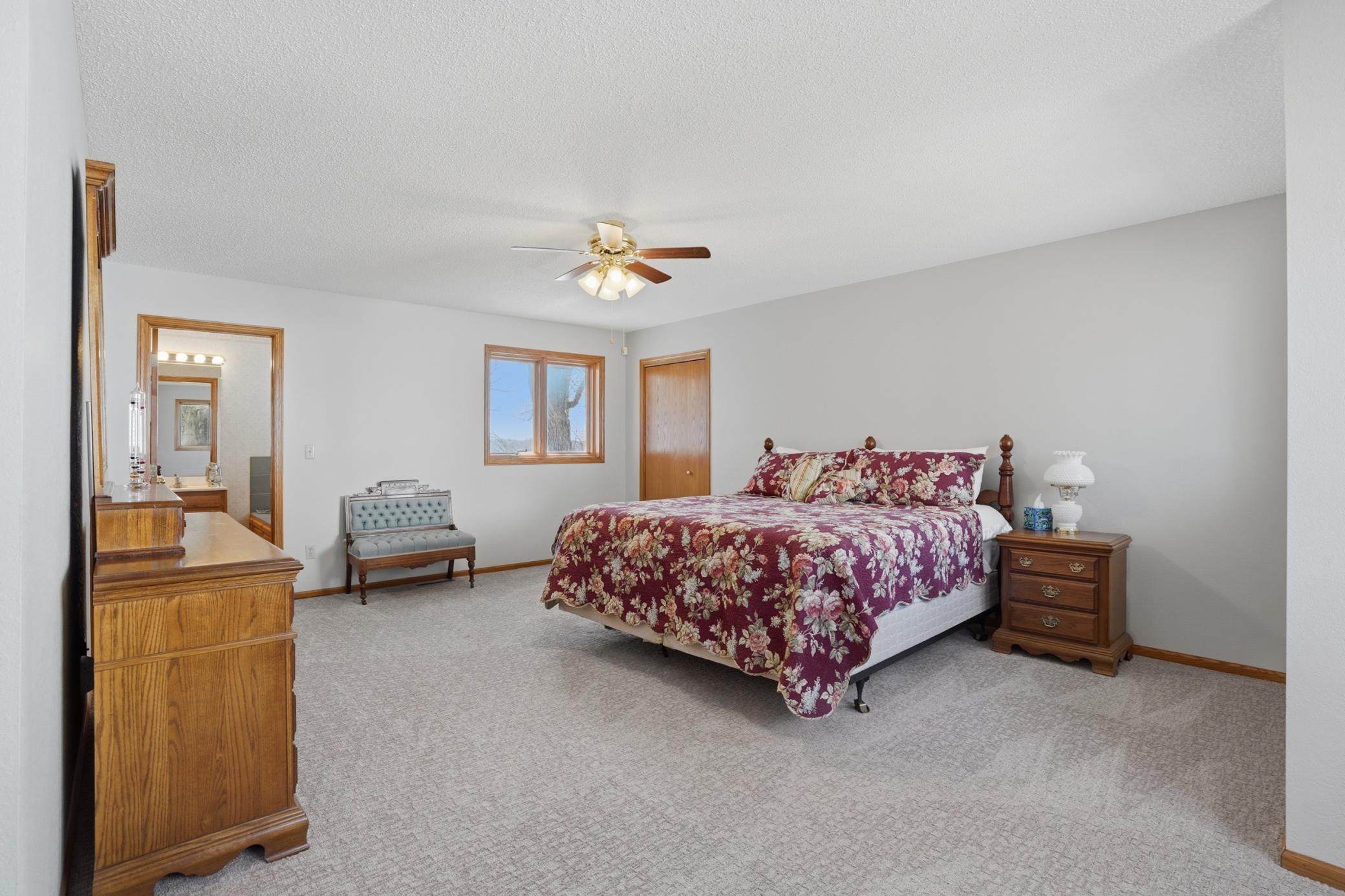 1910 single family home for sale at 15707 Sandy Beach Road SE in Mentor, MN — 6 bed, 4 bath (photo 23 of 64)