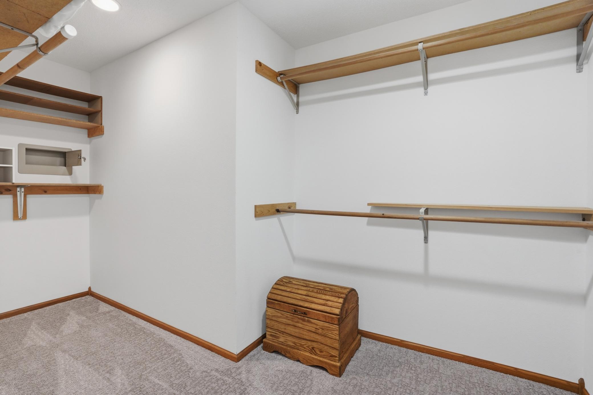 1910 single family home for sale at 15707 Sandy Beach Road SE in Mentor, MN — 6 bed, 4 bath (photo 25 of 64)