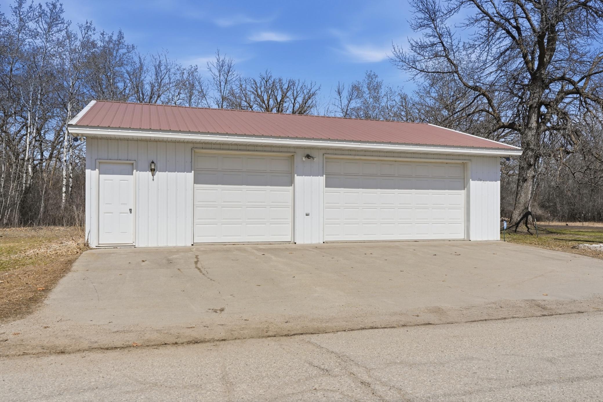 1910 single family home for sale at 15707 Sandy Beach Road SE in Mentor, MN — 6 bed, 4 bath (photo 47 of 64)