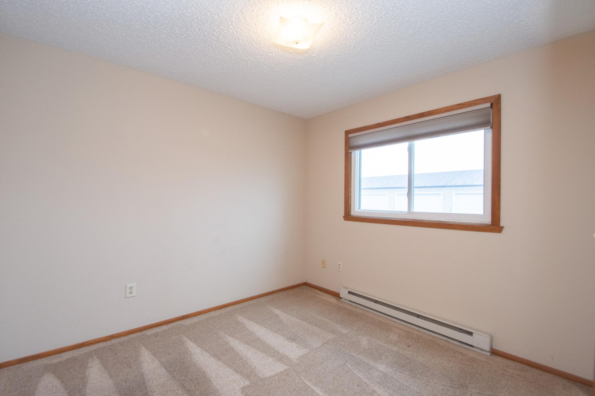 2379 20 1/2 Avenue S, Fargo ND 58103 - Photo 21 of 31