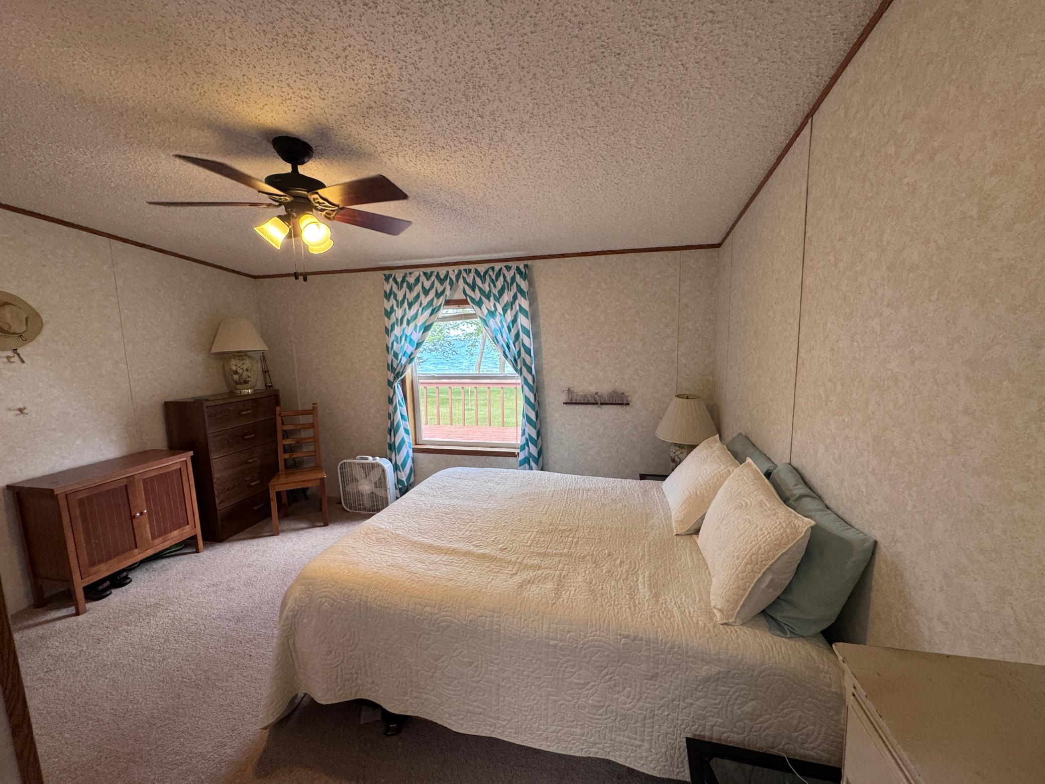 2004 single family home for sale at 37106 Hackberry Point Road in Richville, MN — 3 bed, 2 bath (photo 17 of 59)