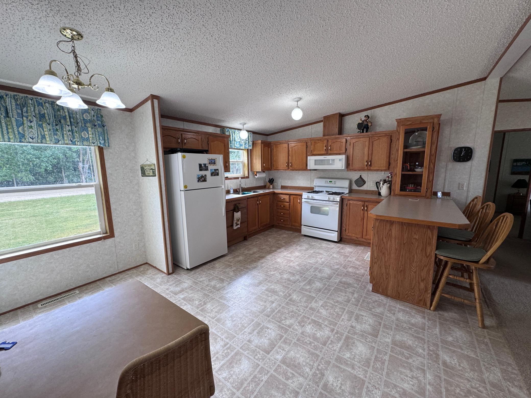 2004 single family home for sale at 37106 Hackberry Point Road in Richville, MN — 3 bed, 2 bath (photo 6 of 59)