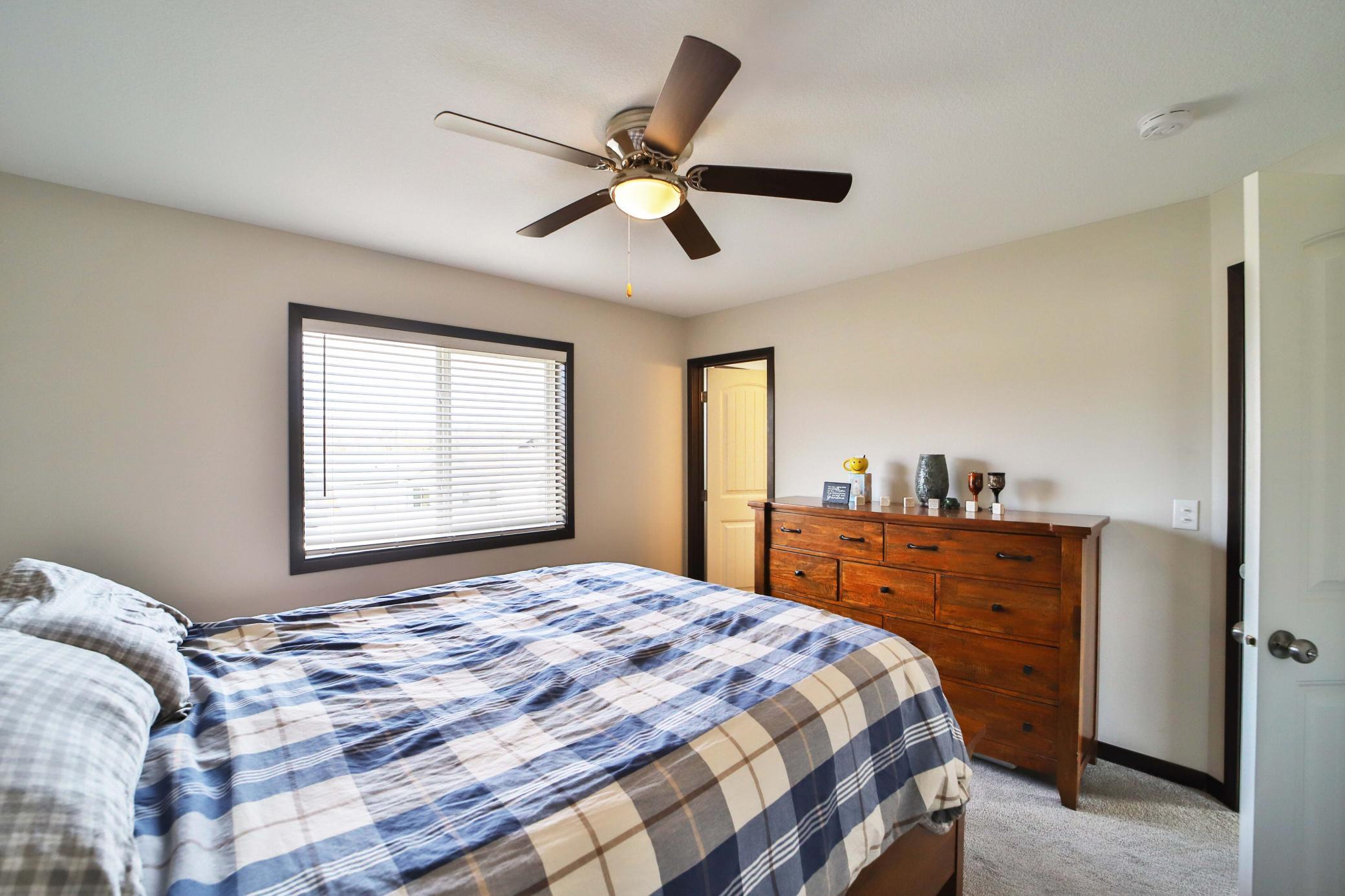 2023 single family home for sale at 809 Holton Ave in Brainerd, MN — 4 bed, 3 bath (photo 14 of 39)