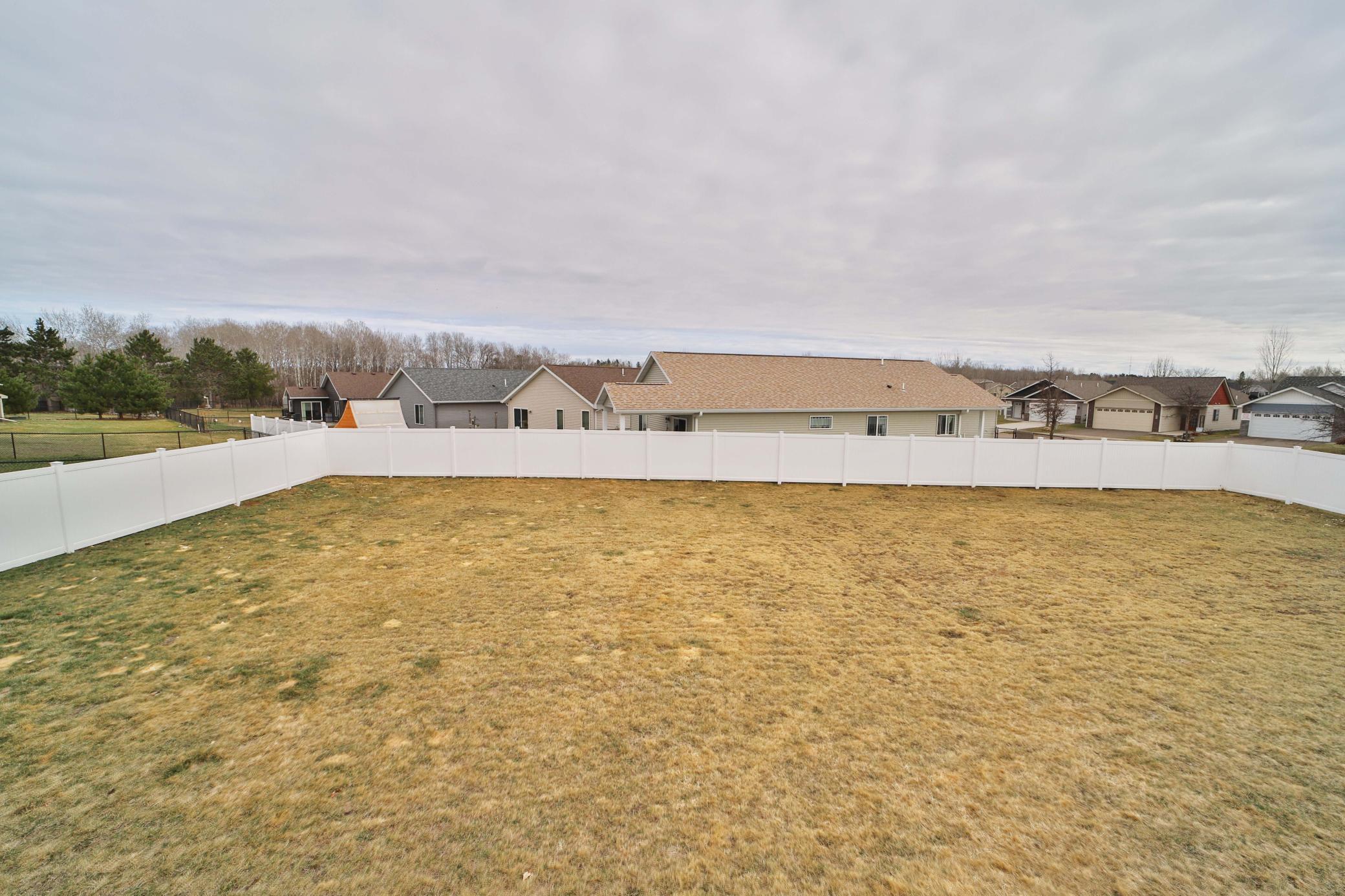 2023 single family home for sale at 809 Holton Ave in Brainerd, MN — 4 bed, 3 bath (photo 37 of 39)