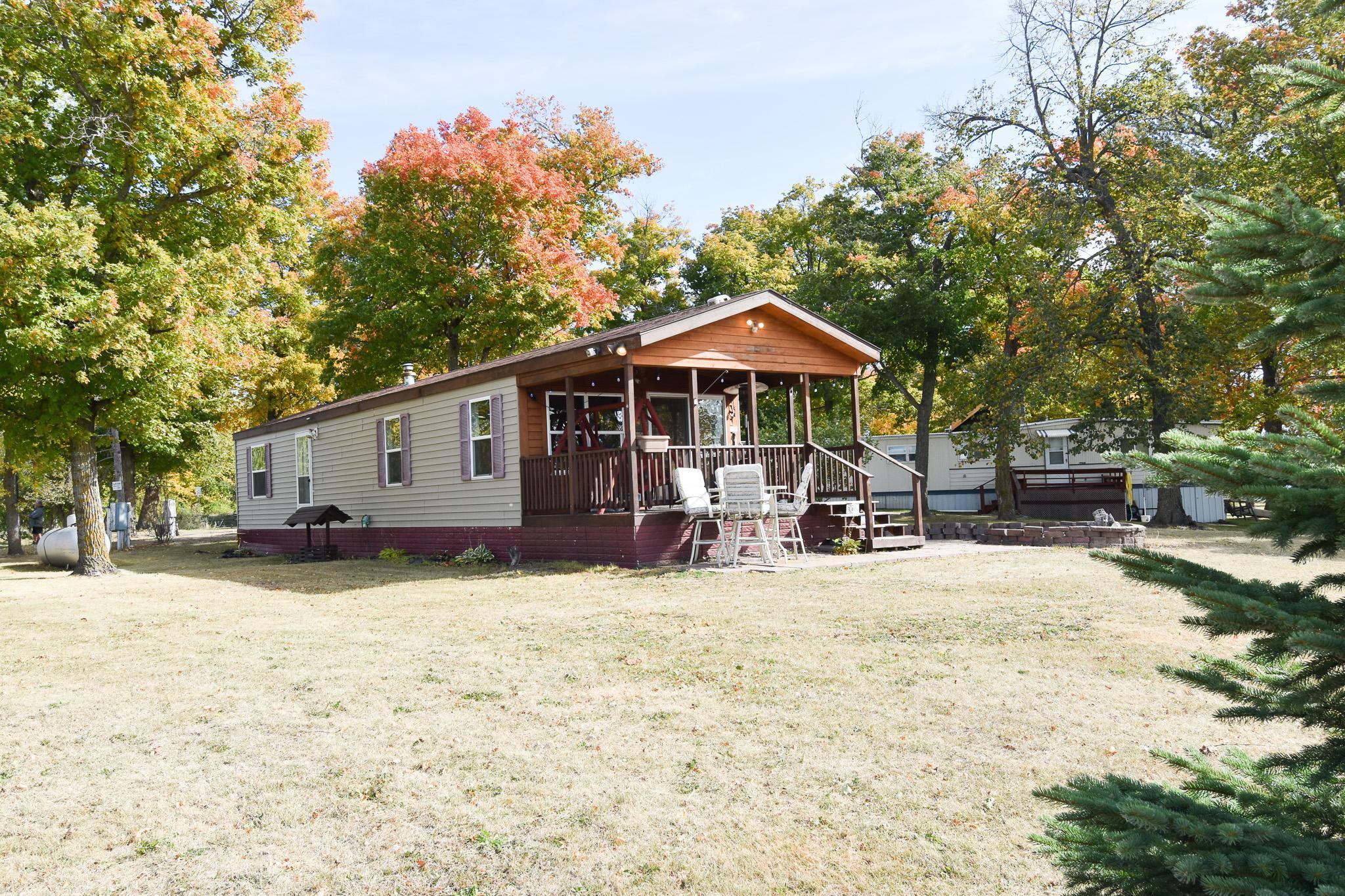 2005 single family home for sale at 33806 220th Street in Mahnomen, MN — 2 bed, 1 bath (photo 18 of 39)