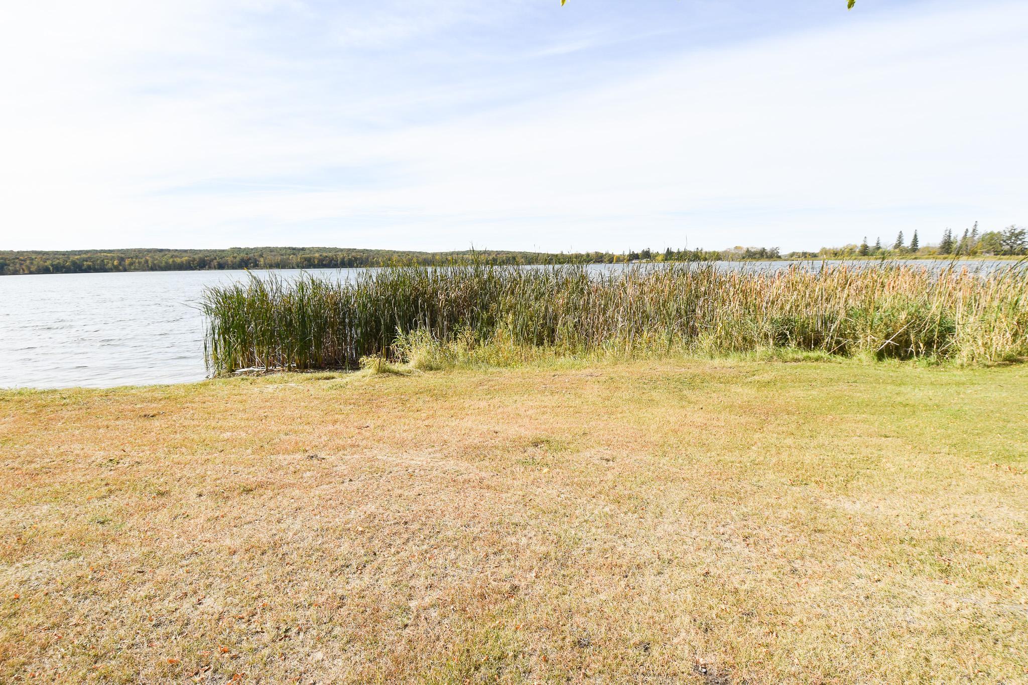 2005 single family home for sale at 33806 220th Street in Mahnomen, MN — 2 bed, 1 bath (photo 24 of 39)