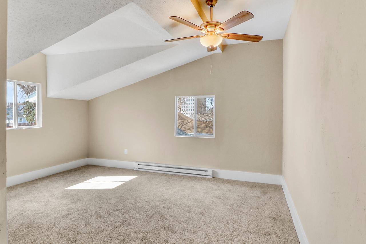 307 10th Street N, Moorhead MN 56560 - Photo 22 of 29
