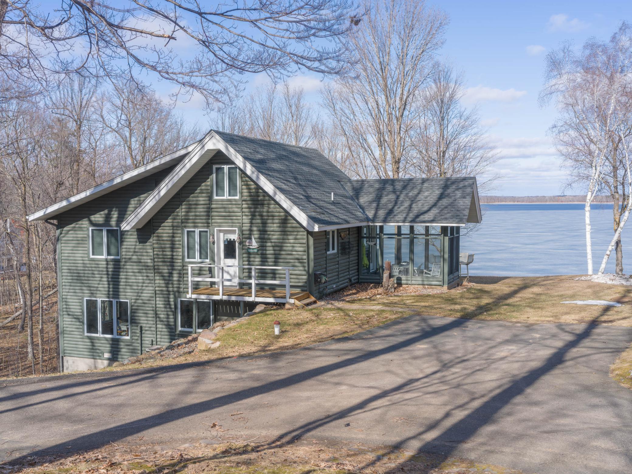 2001 single family home for sale at 9107 Wilderness Point Road in Brainerd, MN — 3 bed, 2 bath (photo 31 of 48)