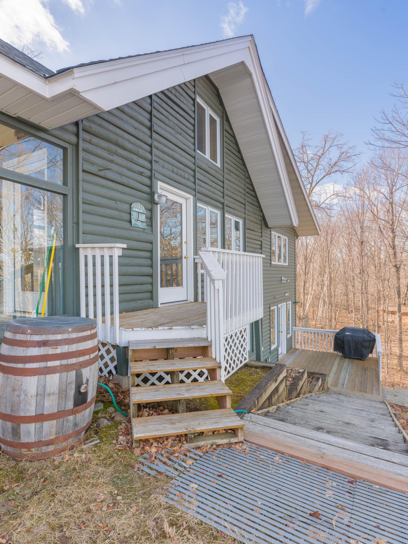 2001 single family home for sale at 9107 Wilderness Point Road in Brainerd, MN — 3 bed, 2 bath (photo 37 of 48)