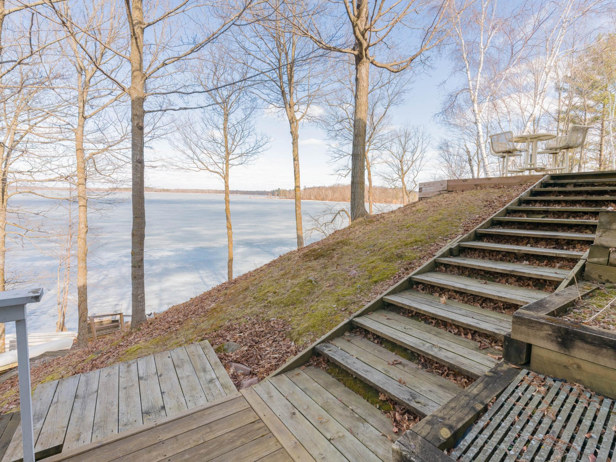 2001 single family home for sale at 9107 Wilderness Point Road in Brainerd, MN — 3 bed, 2 bath (photo 38 of 48)