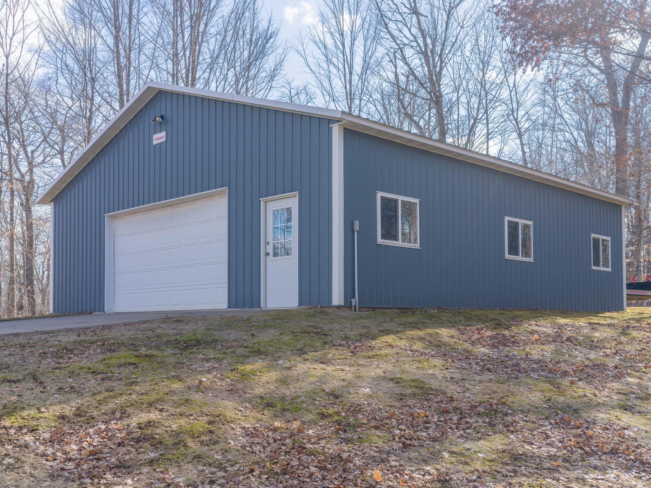 2001 single family home for sale at 9107 Wilderness Point Road in Brainerd, MN — 3 bed, 2 bath (photo 44 of 48)