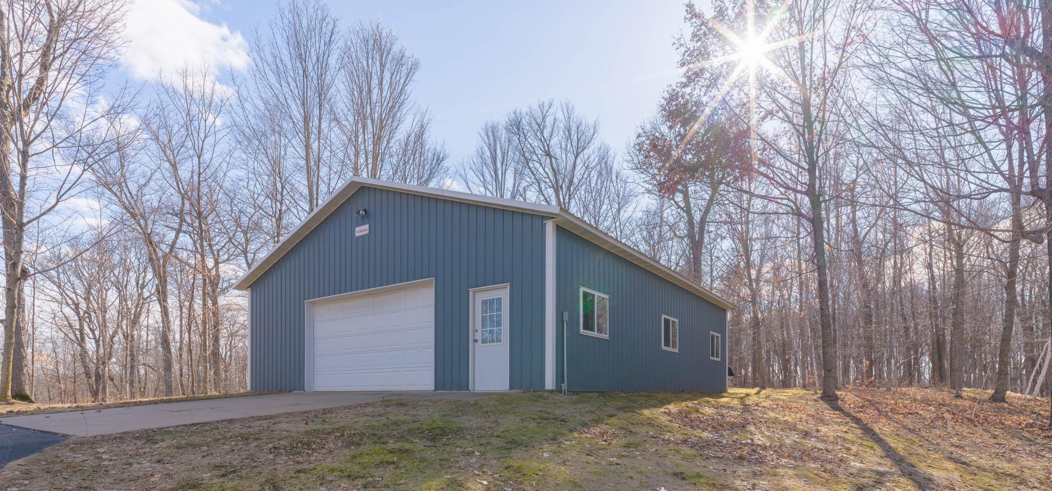 2001 single family home for sale at 9107 Wilderness Point Road in Brainerd, MN — 3 bed, 2 bath (photo 46 of 48)