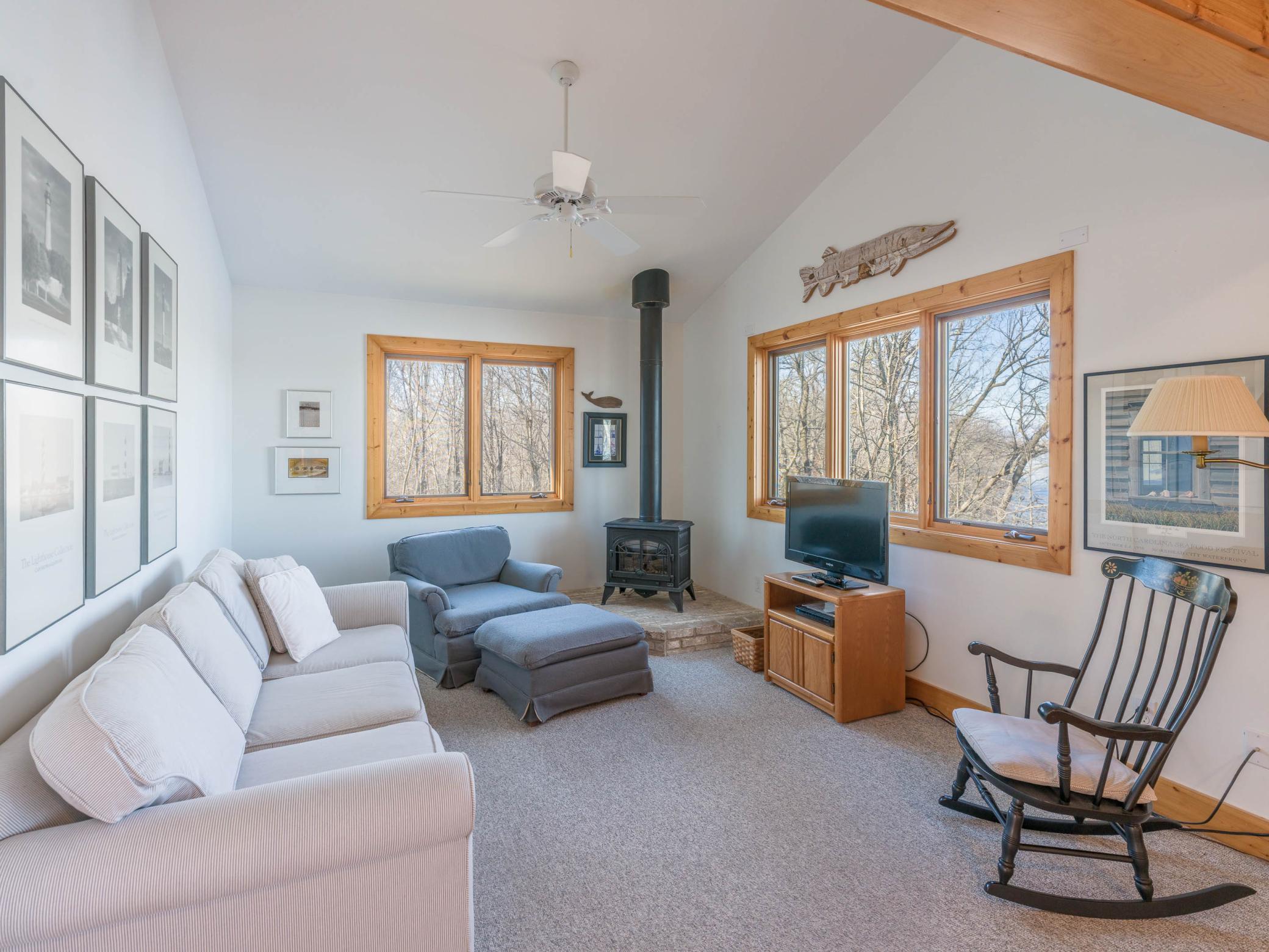2001 single family home for sale at 9107 Wilderness Point Road in Brainerd, MN — 3 bed, 2 bath (photo 10 of 48)