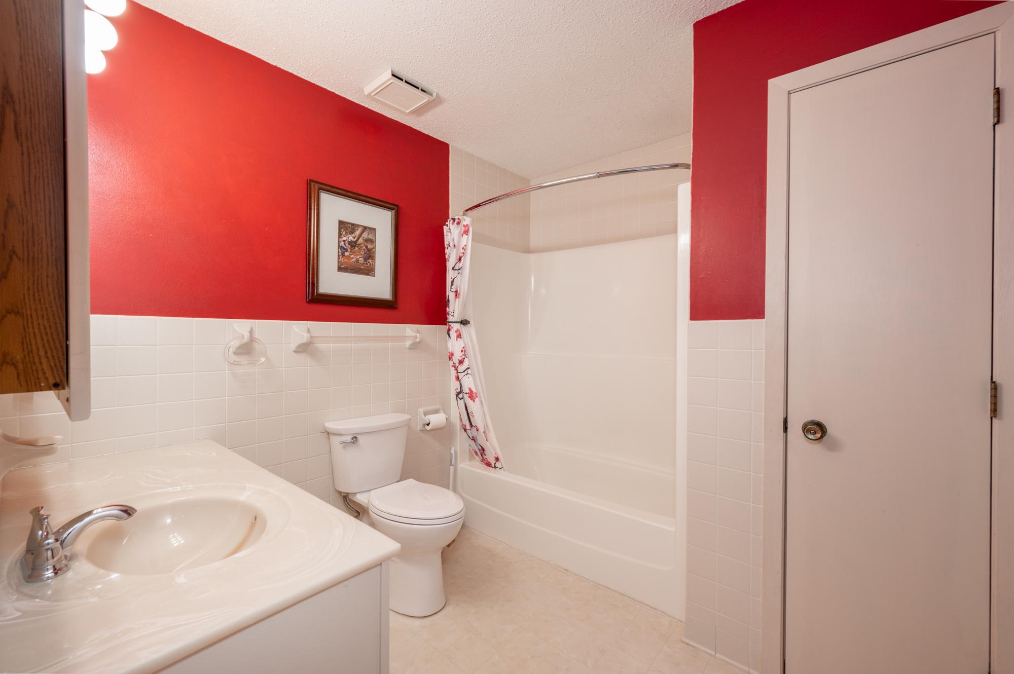 1975 townhouse for sale at 2114 SW 3rd Avenue in Grand Rapids, MN — 3 bed, 3 bath (photo 24 of 33)