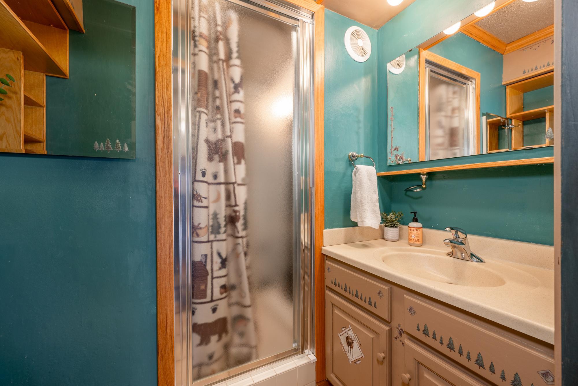 1975 townhouse for sale at 2114 SW 3rd Avenue in Grand Rapids, MN — 3 bed, 3 bath (photo 26 of 33)