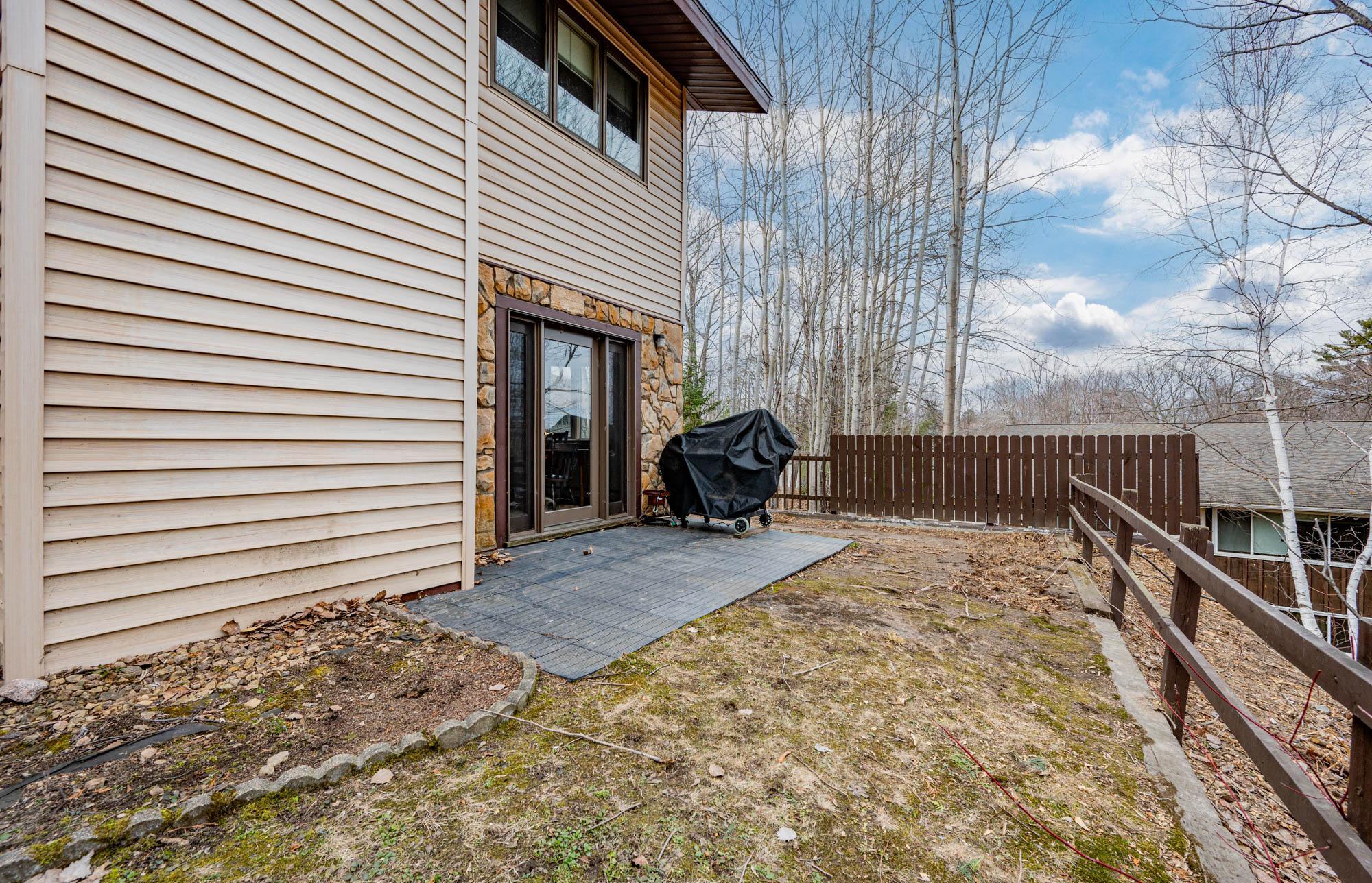 1975 townhouse for sale at 2114 SW 3rd Avenue in Grand Rapids, MN — 3 bed, 3 bath (photo 31 of 33)