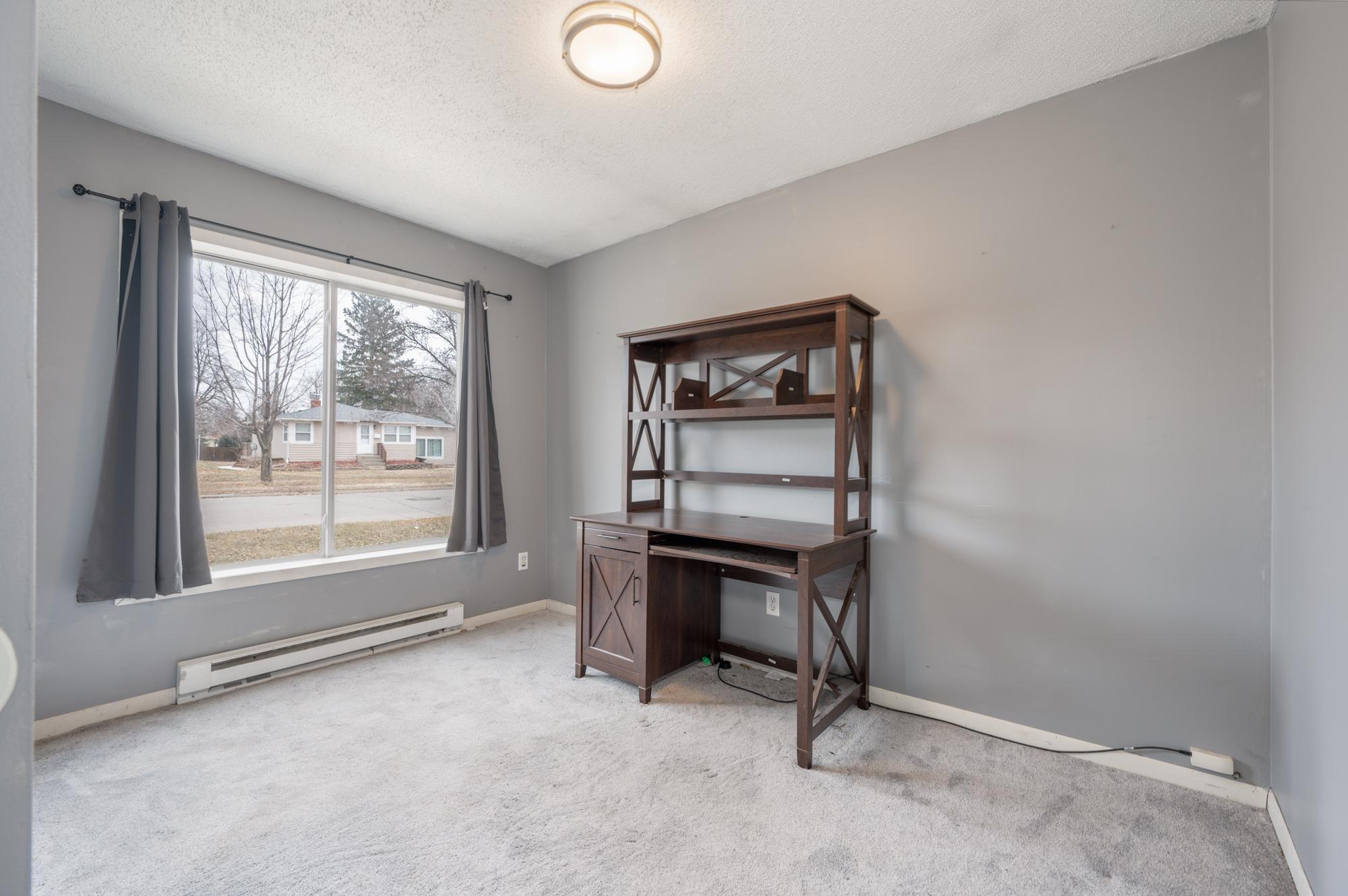 523 NW 6th Avenue, Grand Rapids MN 55744 - Photo 13 of 18