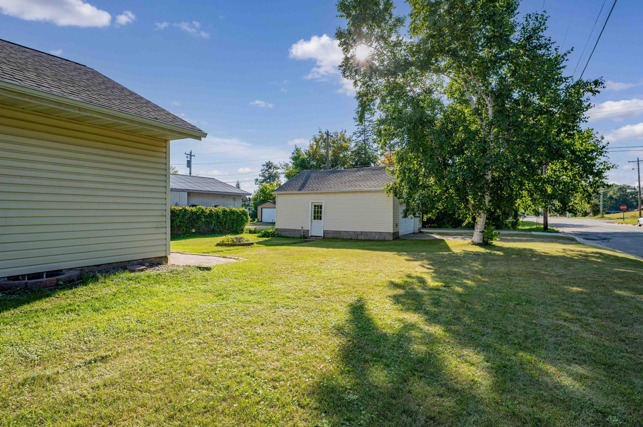 523 NW 6th Avenue, Grand Rapids MN 55744 - Photo 16 of 18