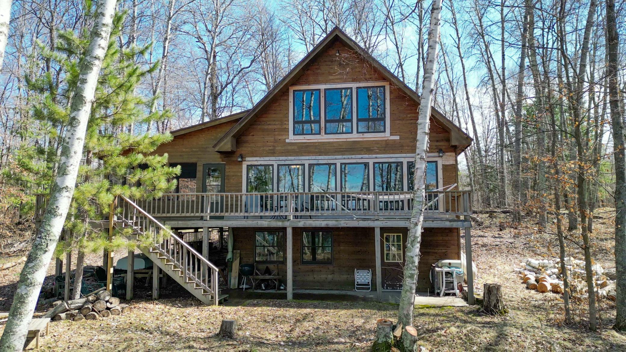 1986 single family home for sale at 19520 Blue Lane E in Emily, MN — 2 bed, 1 bath