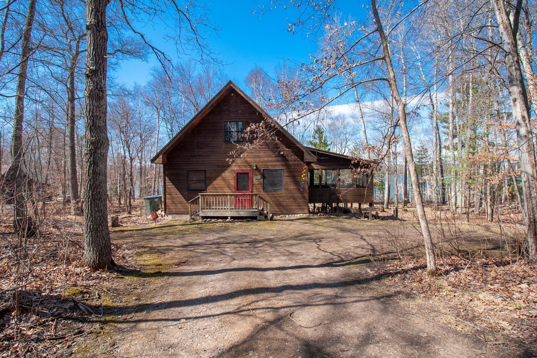 1986 single family home for sale at 19520 Blue Lane E in Emily, MN — 2 bed, 1 bath (photo 11 of 21)