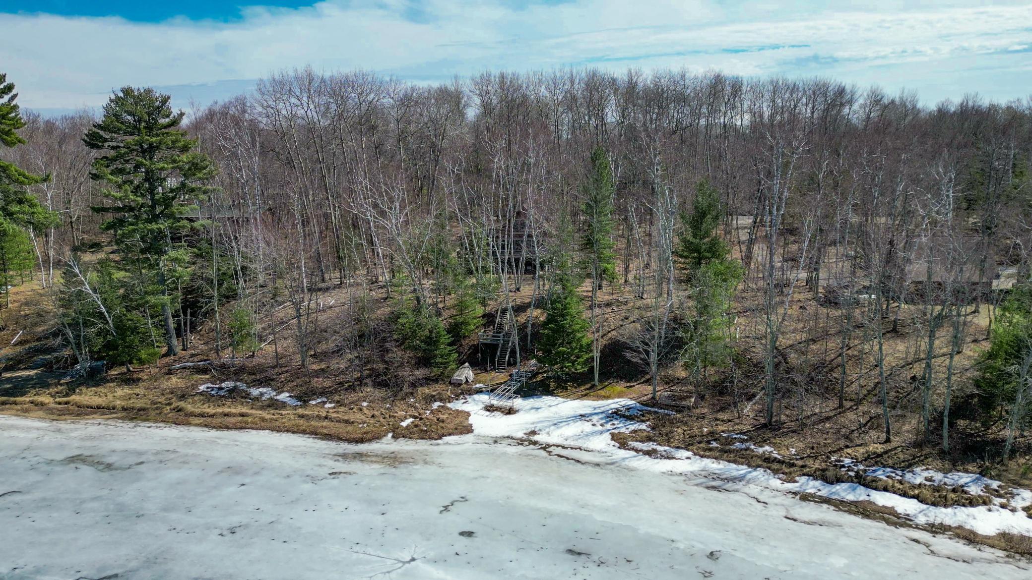 1986 single family home for sale at 19520 Blue Lane E in Emily, MN — 2 bed, 1 bath (photo 16 of 21)