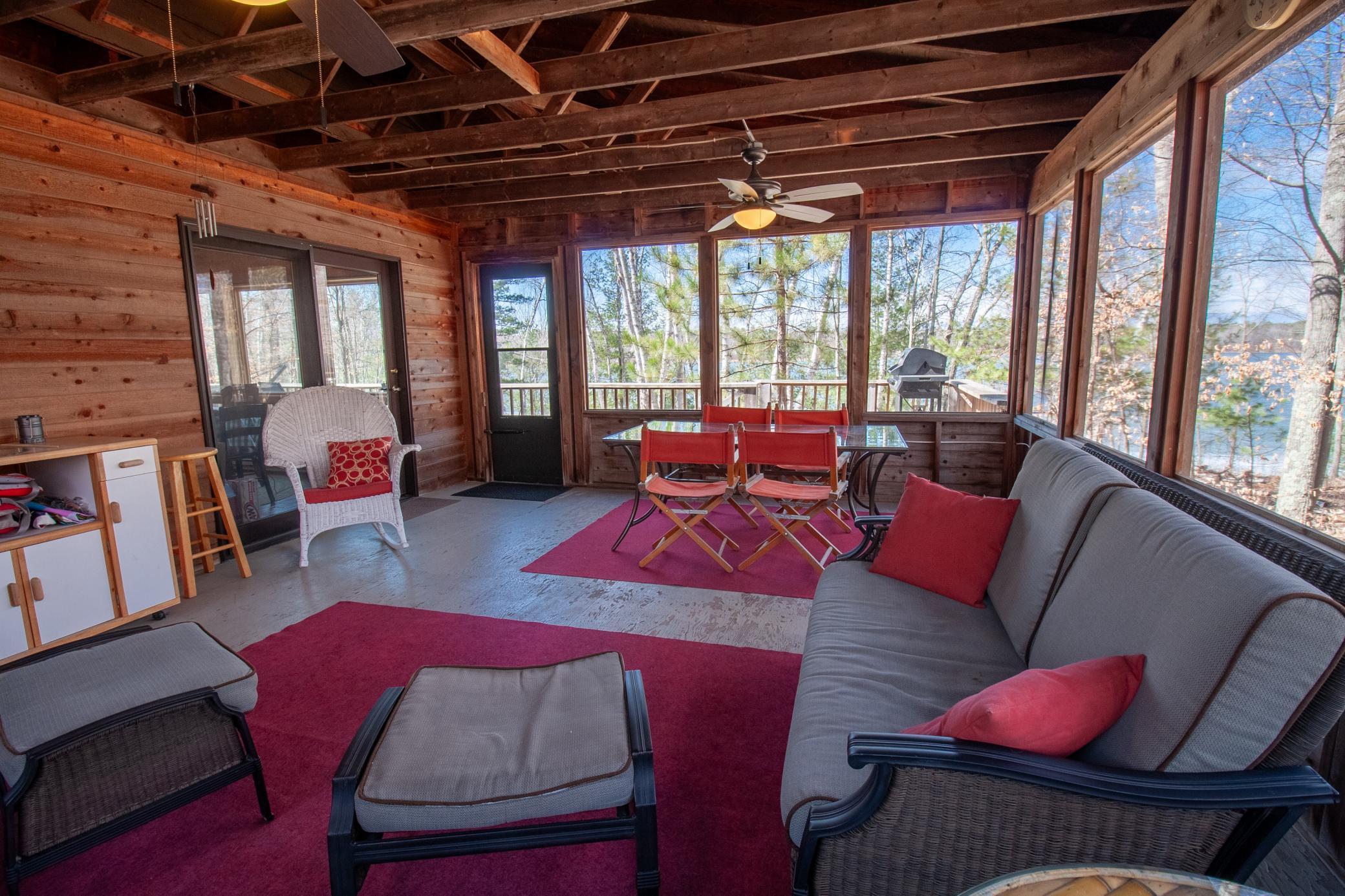 1986 single family home for sale at 19520 Blue Lane E in Emily, MN — 2 bed, 1 bath (photo 7 of 21)