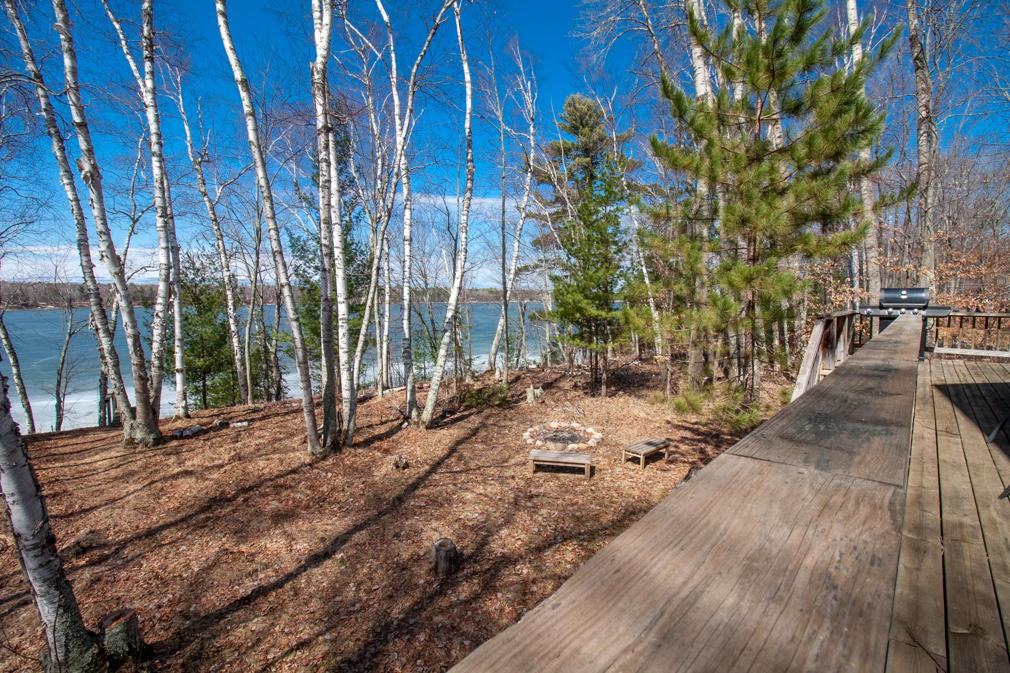 1986 single family home for sale at 19520 Blue Lane E in Emily, MN — 2 bed, 1 bath (photo 10 of 21)