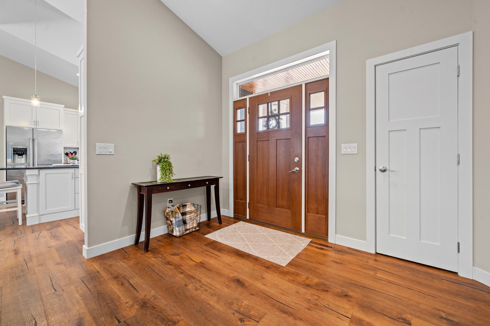 2016 single family home for sale at 5201 Colonial Court NE in Alexandria, MN — 5 bed, 3 bath (photo 31 of 49)