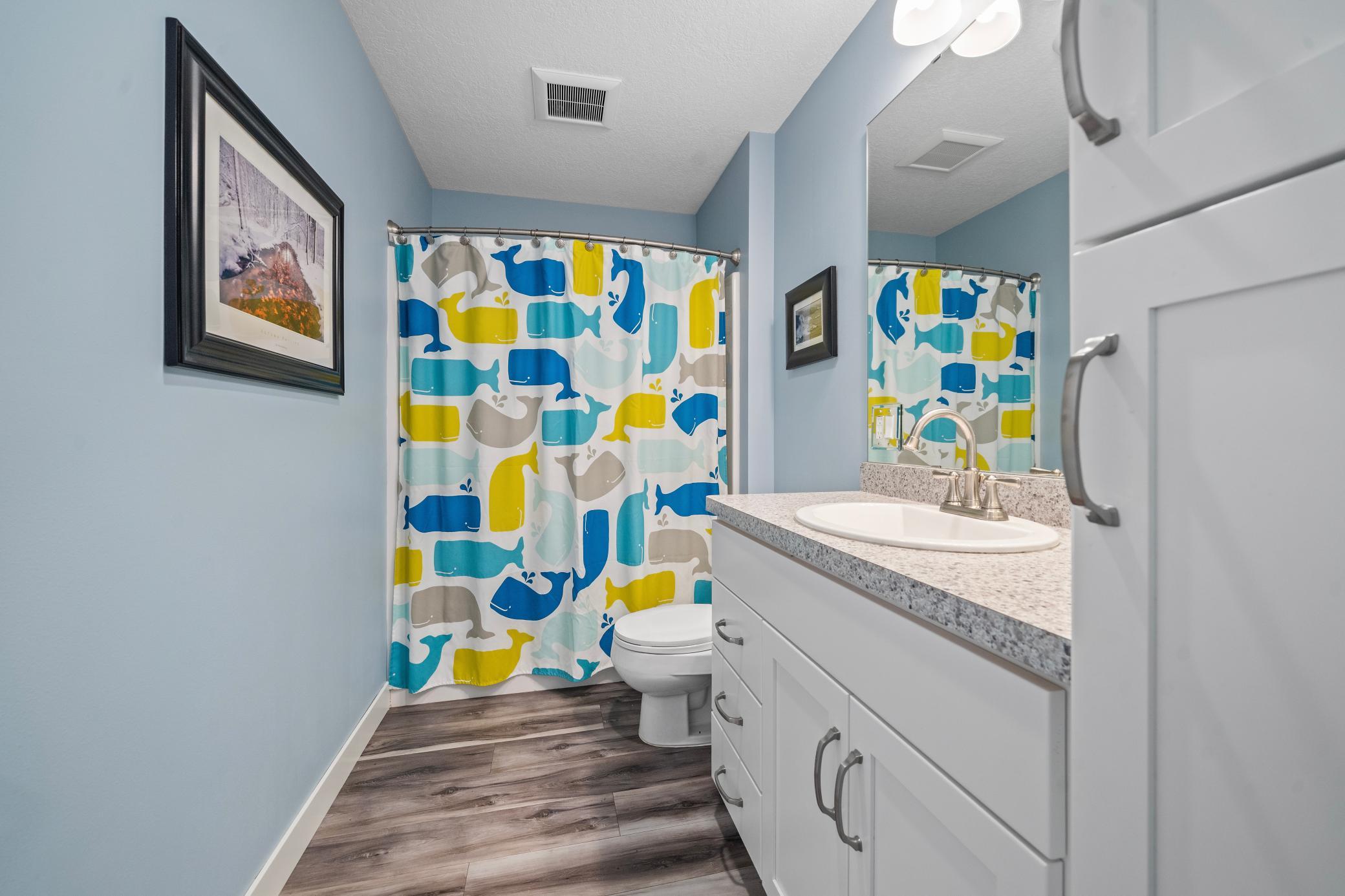 2016 single family home for sale at 5201 Colonial Court NE in Alexandria, MN — 5 bed, 3 bath (photo 41 of 49)